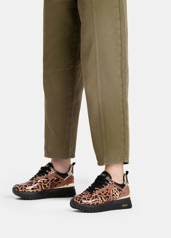 Sneakers platform in vernice animalier