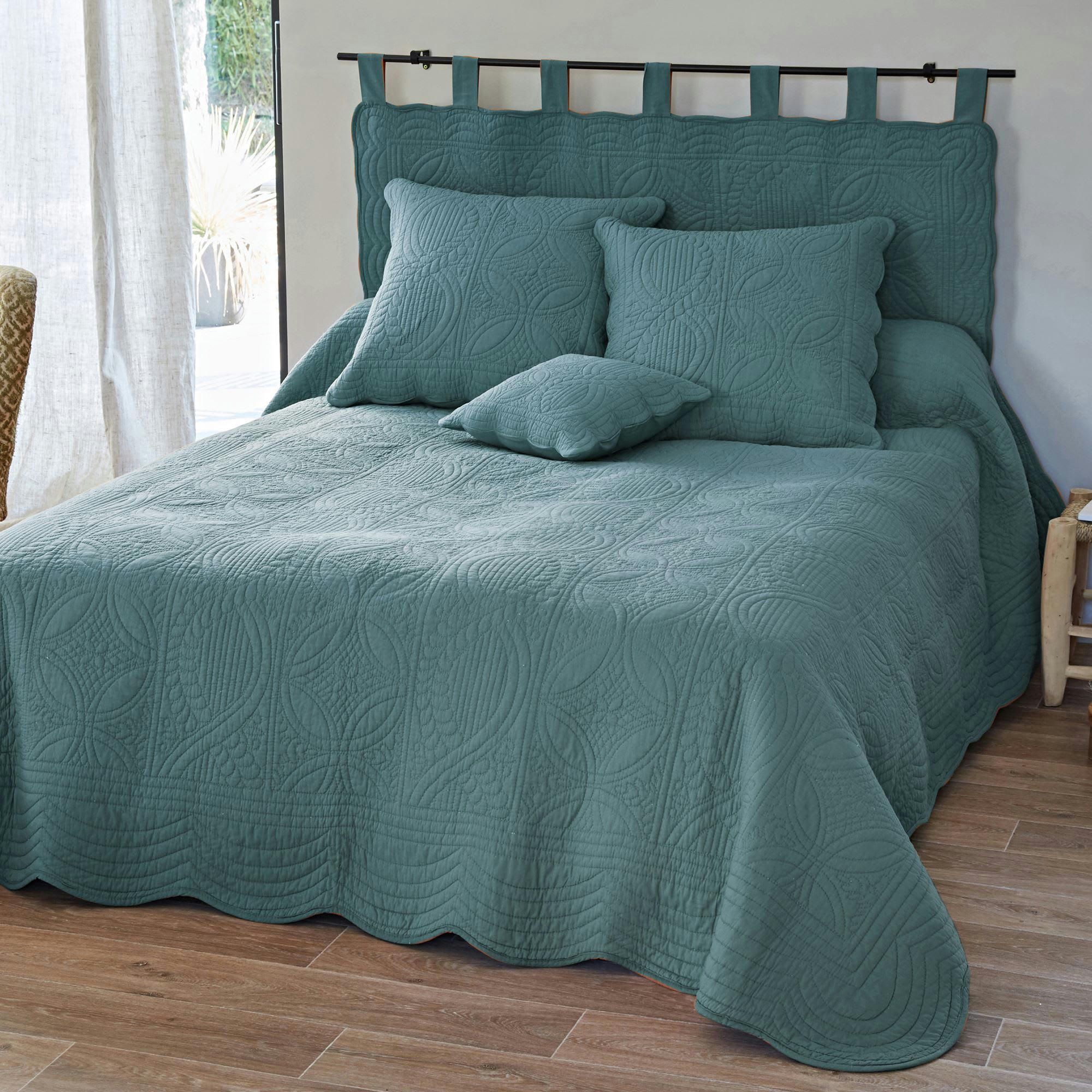 BAILLARGUES - Boutis 250x250 bleu canard en coton 370 g/m²