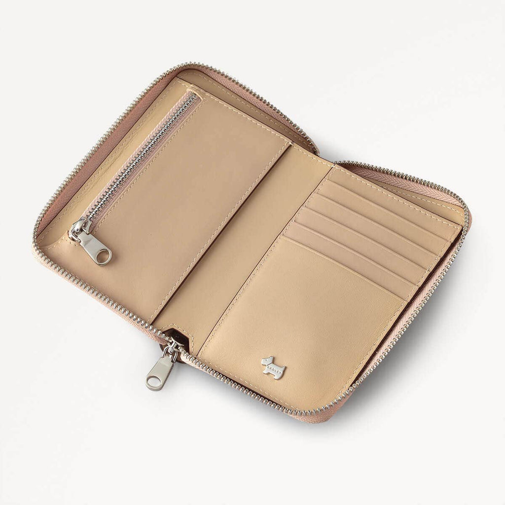 Pockets - Medium Zip Around Purse