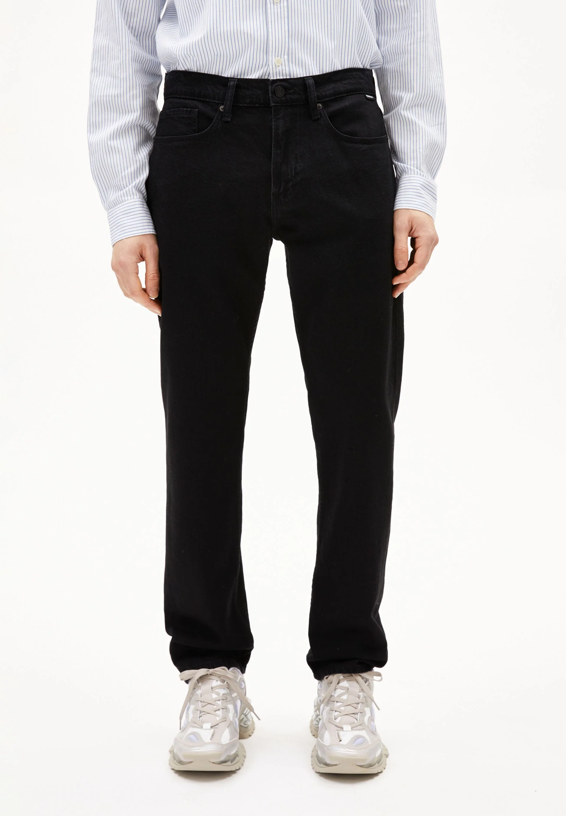 DYLAANO STRAIGHT JEANS