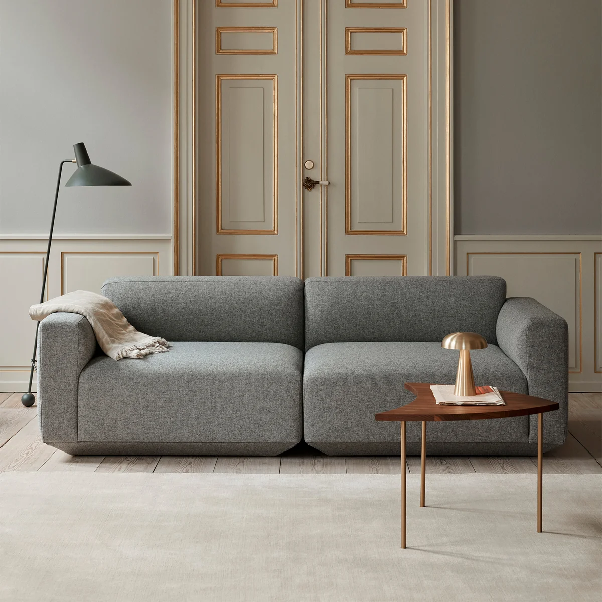 &Tradition - Develius Sofa