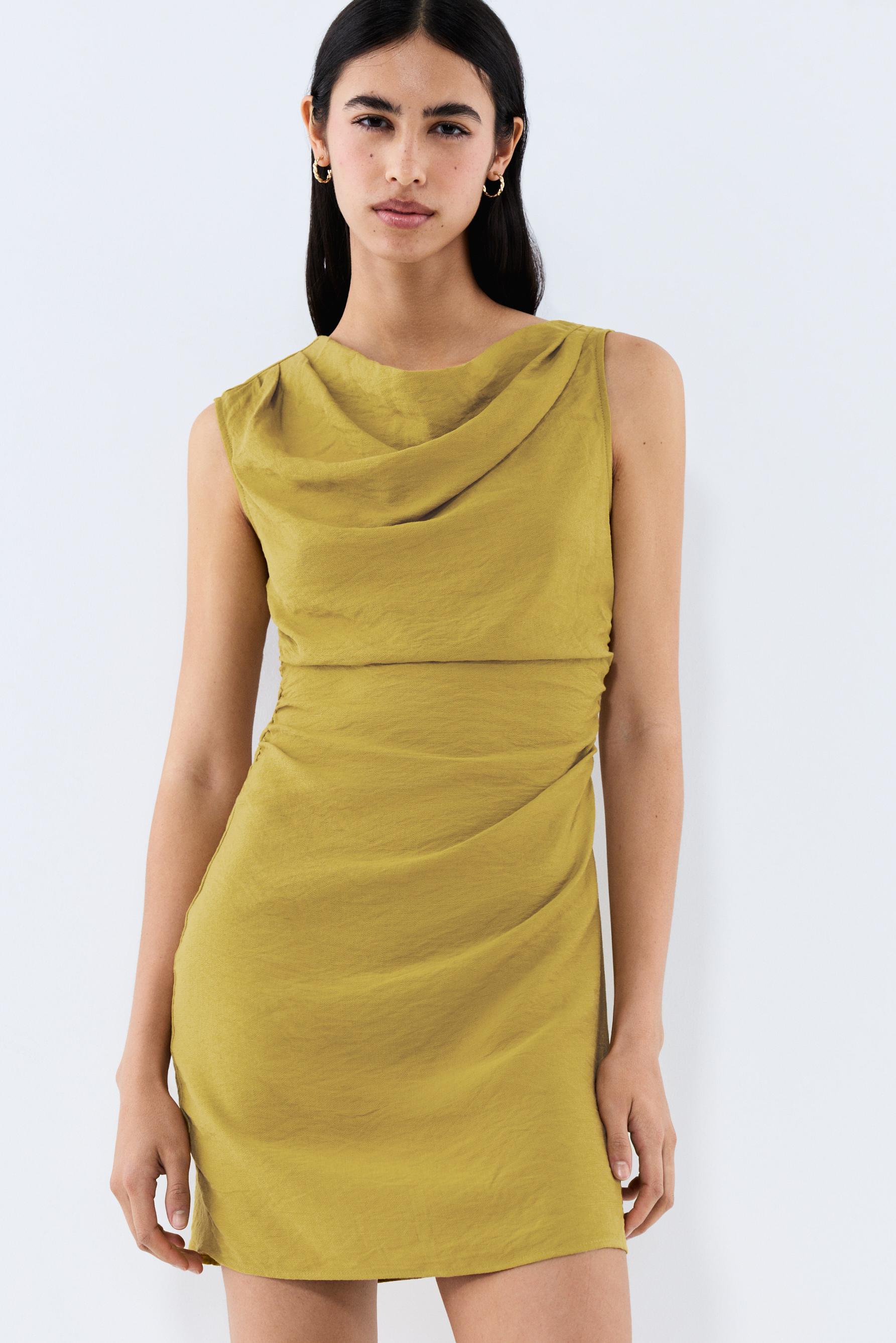 Vestido corto drapeado