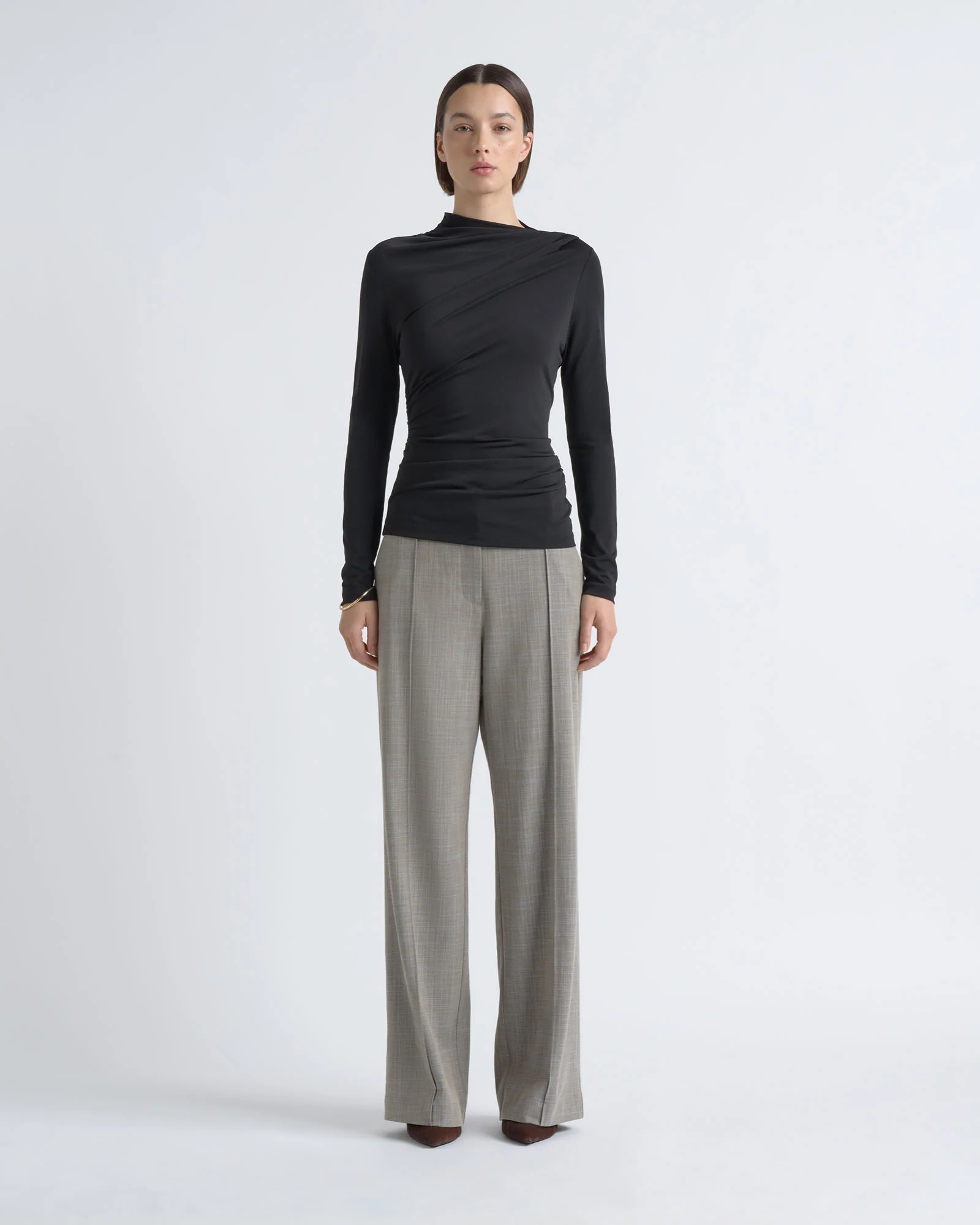 Crepe Mesh Gathered Top