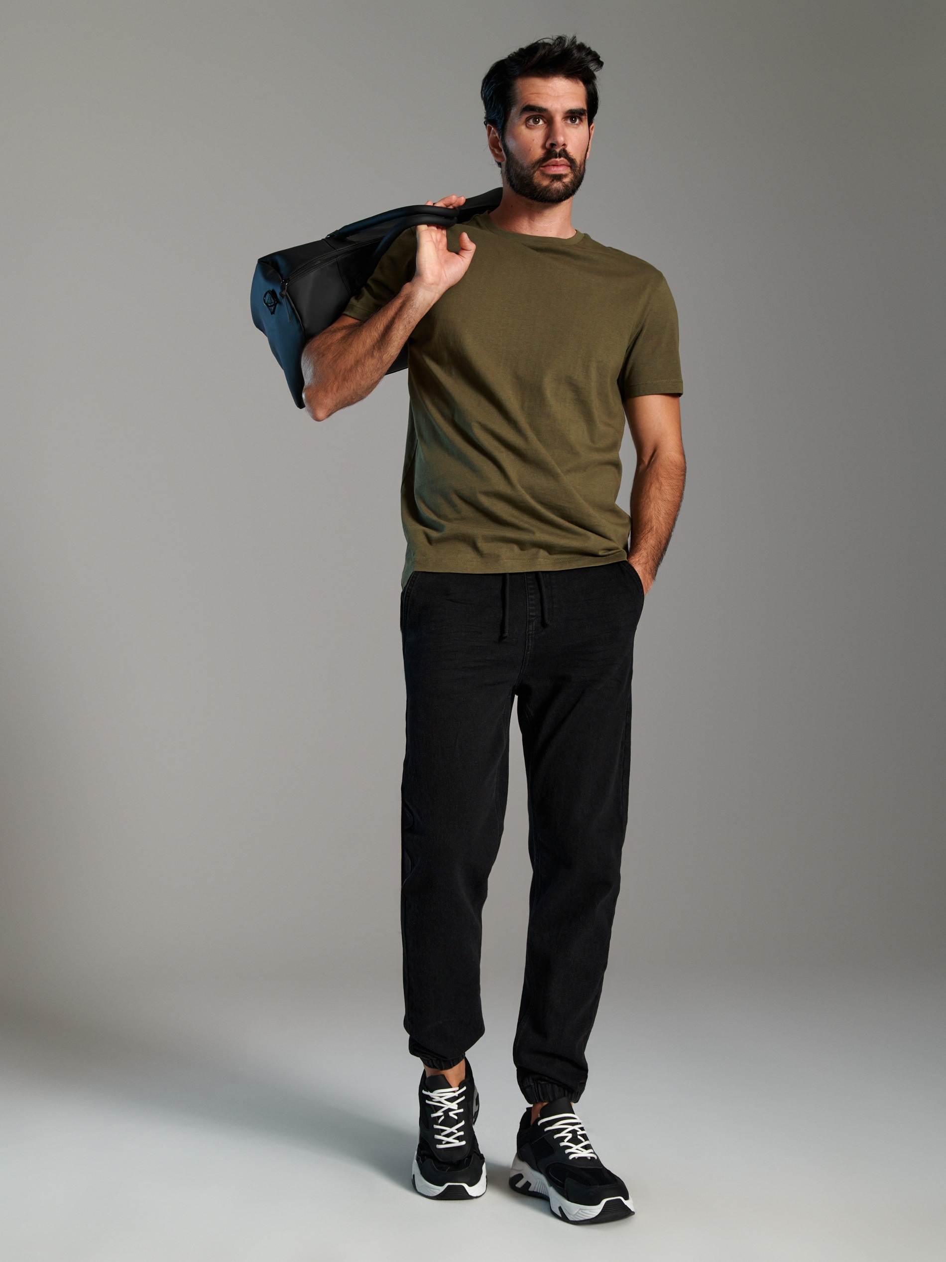 Jeansy jogger