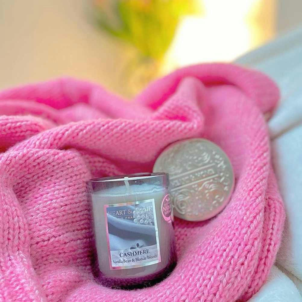 - Grande bougie heart and home cachemire