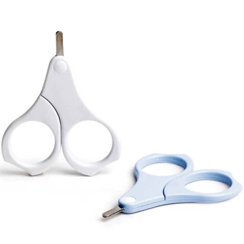 - Ciseaux bébé arrondis (coloris aléatoire)