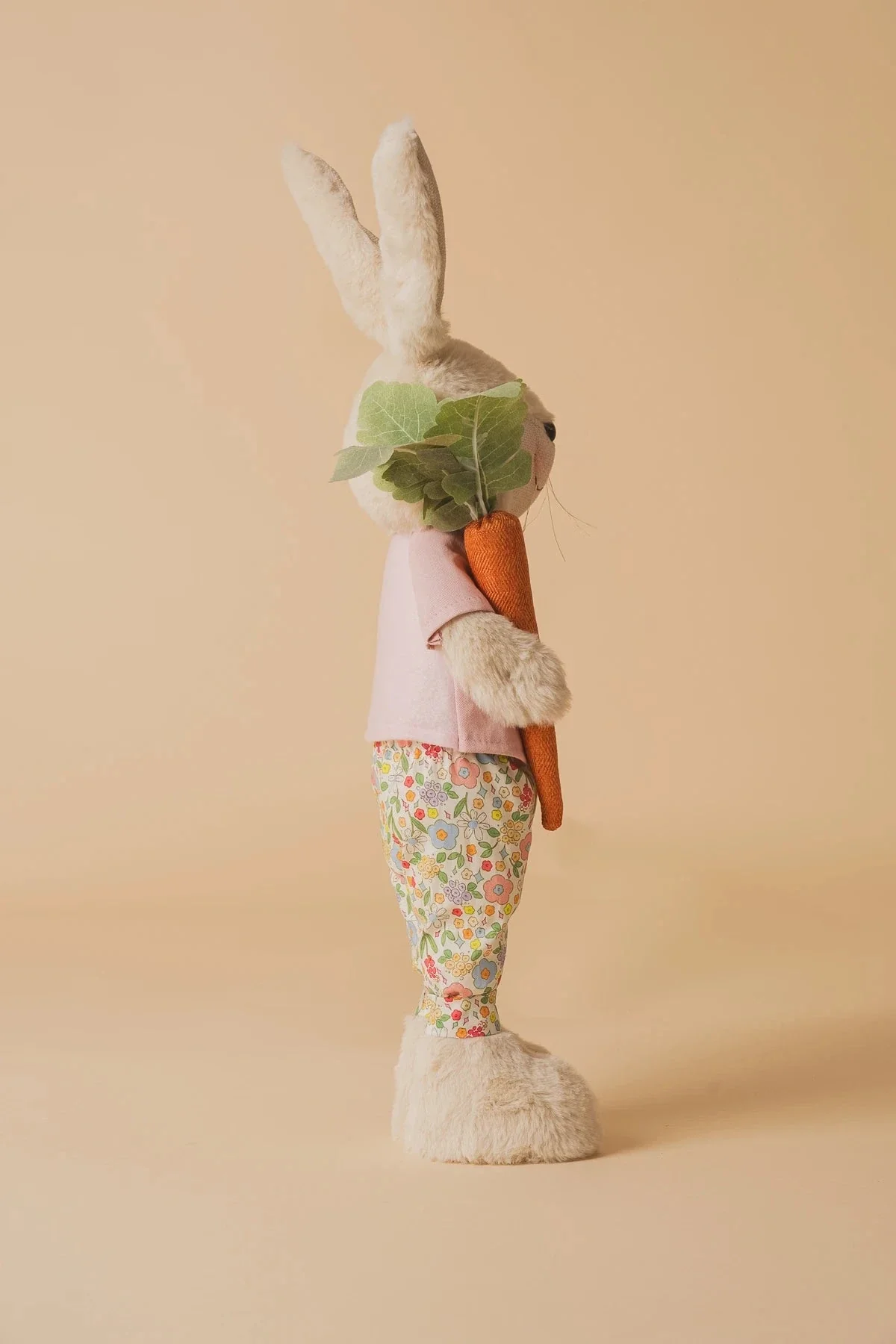 Standing Mr. Bunny with Carrot