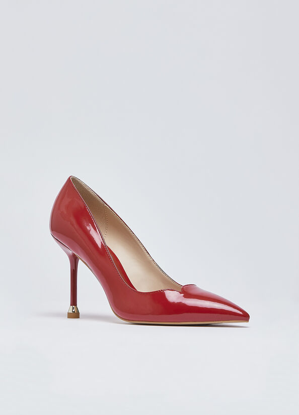 D&eacute;collet&eacute; in vernice