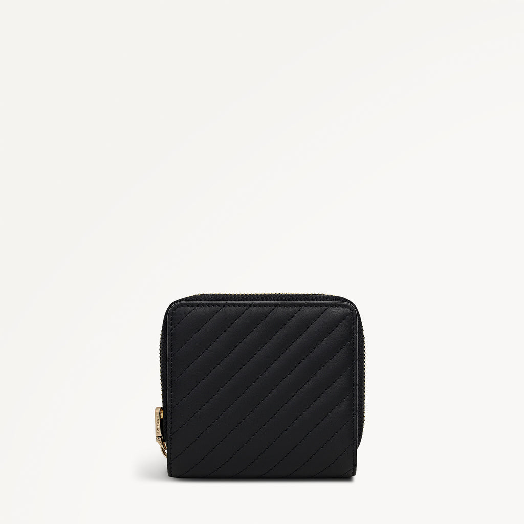 Dukes Place - Quilt - Medium Zip Around Purse