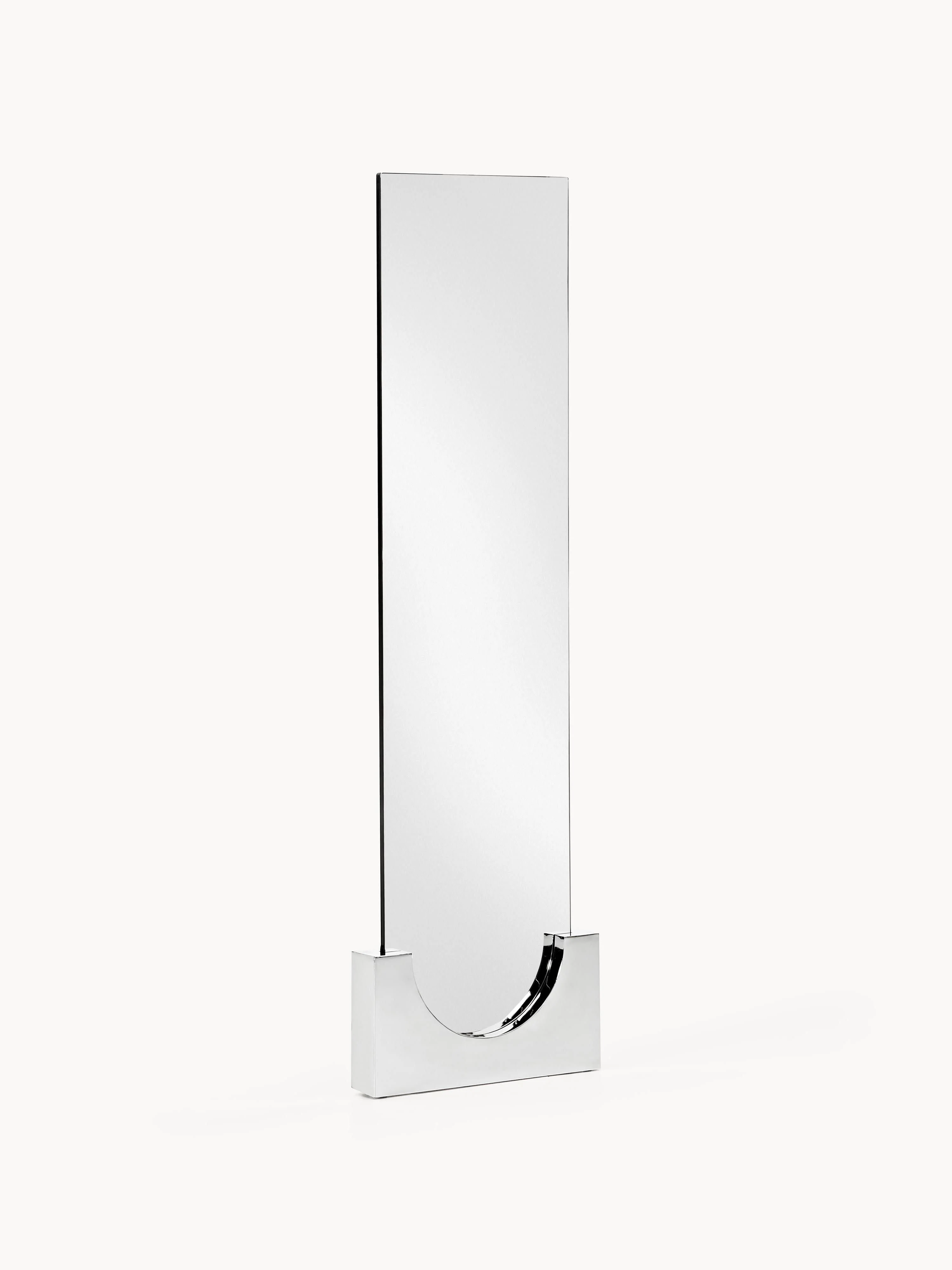 Eckiger Standspiegel Finn mit Metallfuß