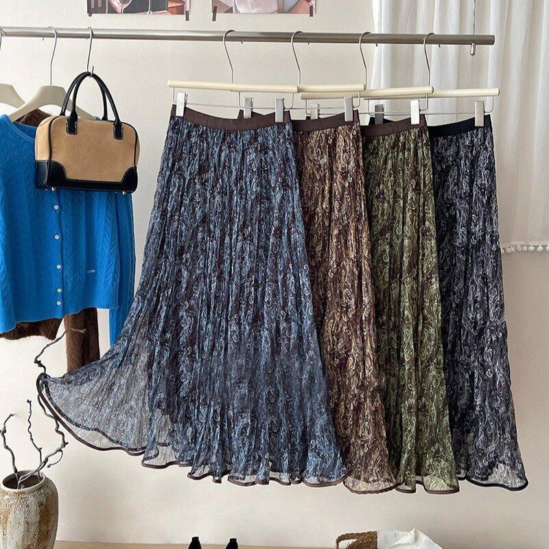 PEACH ACCESSORIES Paisley Pleated Maxi Flowy Skirt