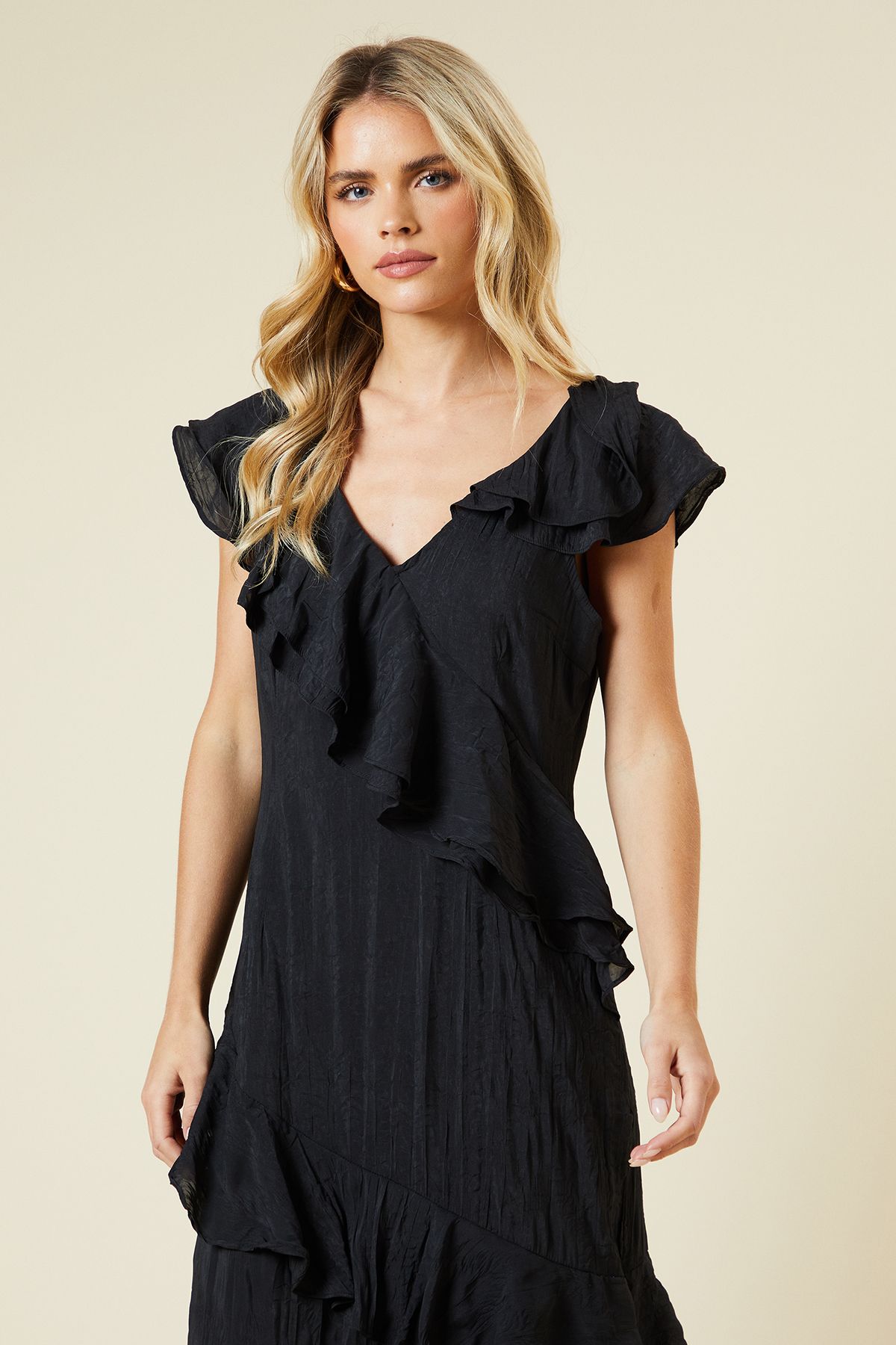 Dorothy Perkins Petite DP Luxe Textured Sleeveless Ruffle Midi Dress