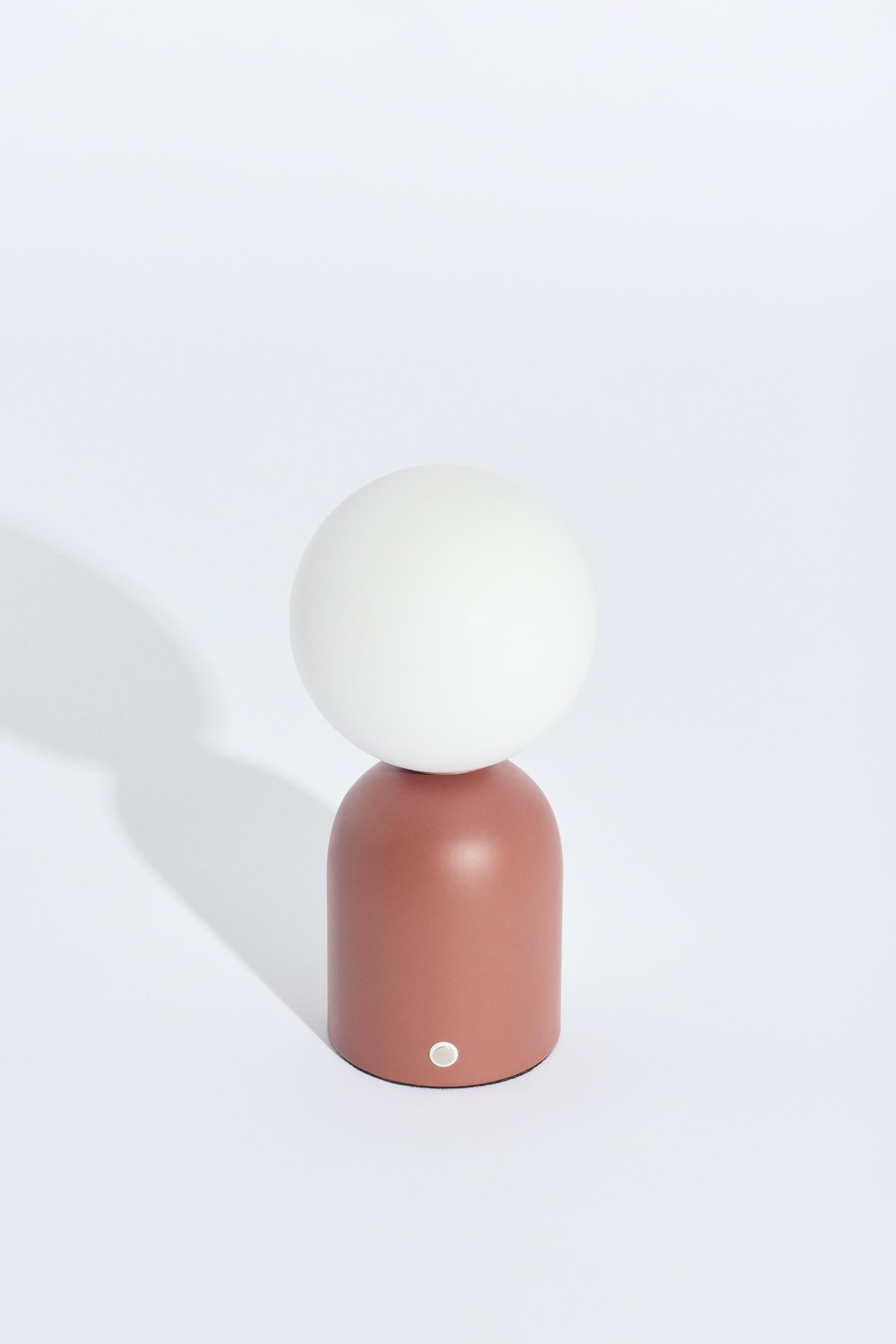 Lámpara bombilla 22 cm