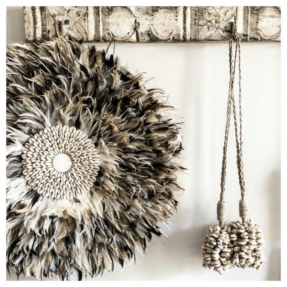 COWRIE - Décoration suspendue en coquillage naturel