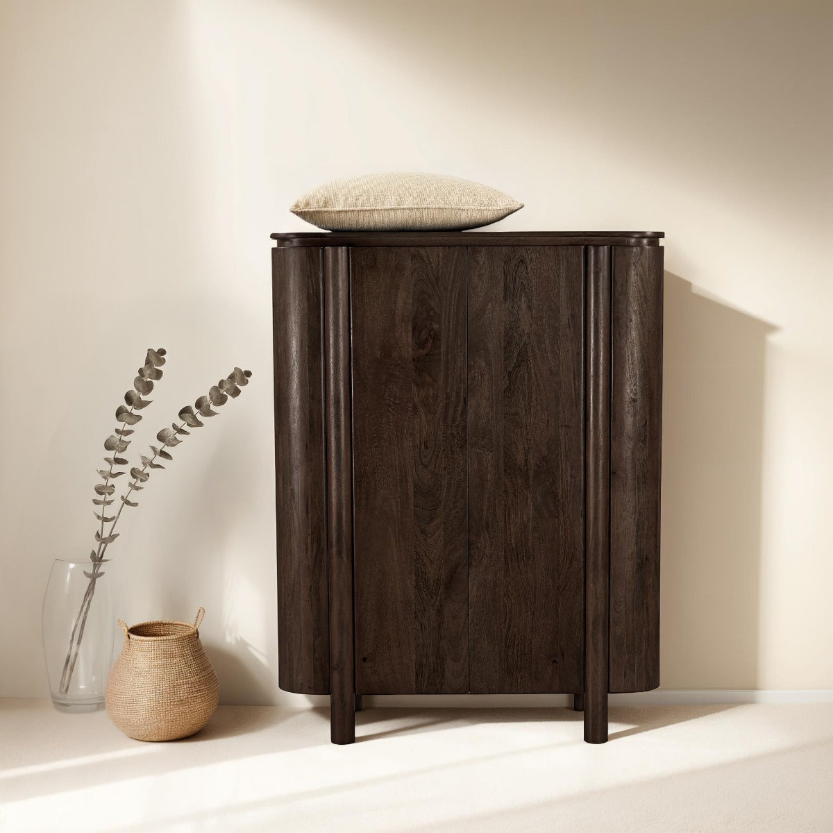 Livingfurn - Kabinet Donkerbruin Mangohout - 115x43x150cm - Salano