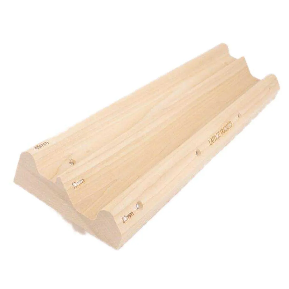 Lattice Training Triple Rung Footholds