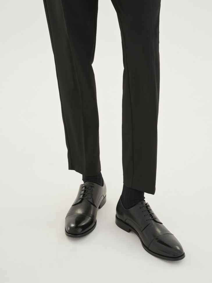 Men's black derby shoes