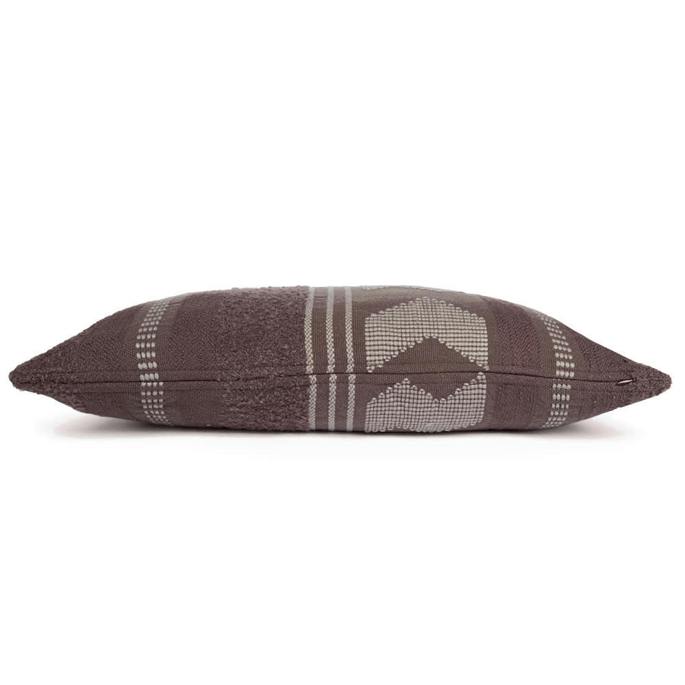 VUE SUR LA MER - Coussin marron artisanal rectangle 35x60