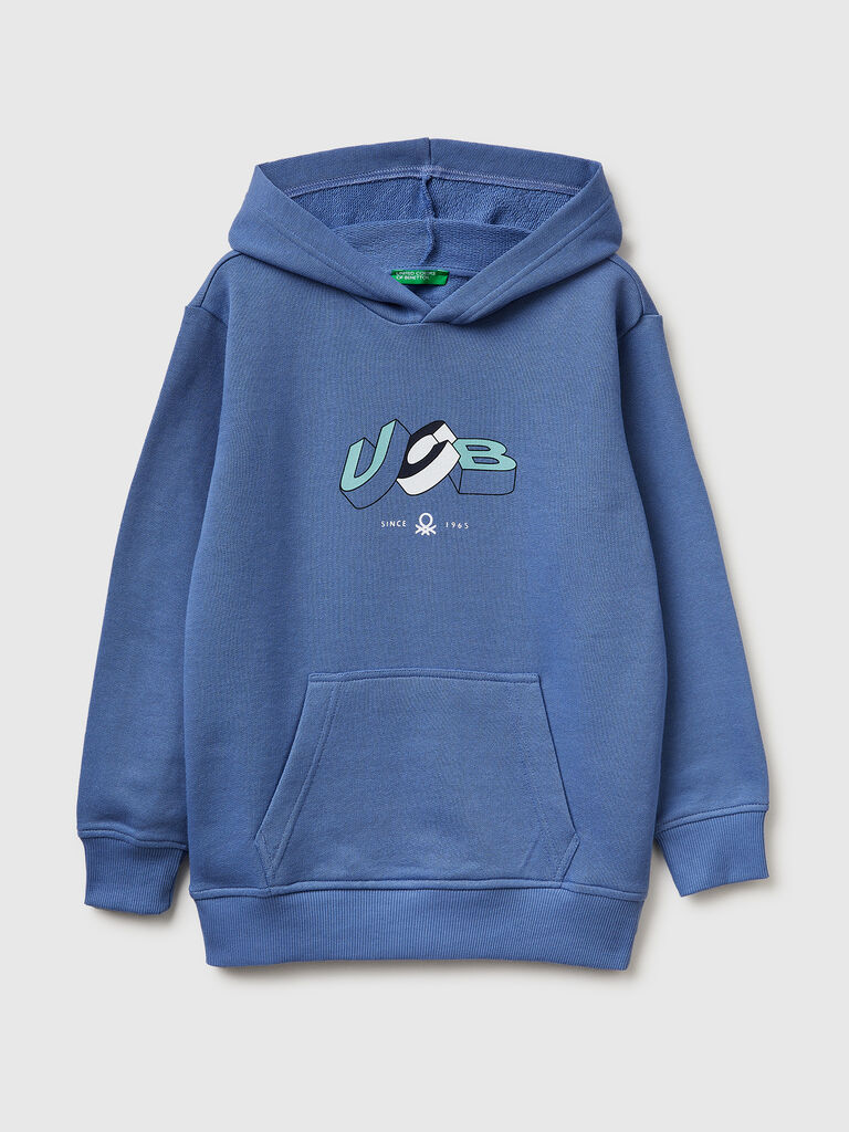 Sweatshirt with logo