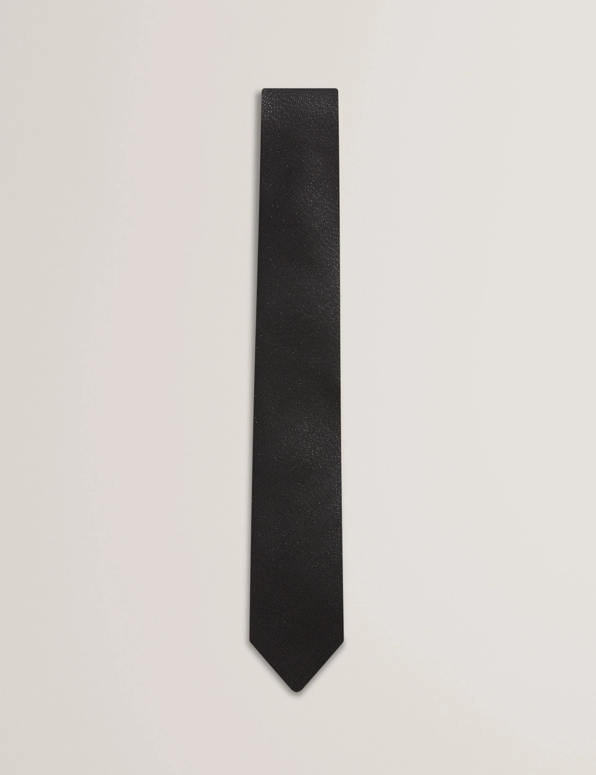 EINAR | BLACK