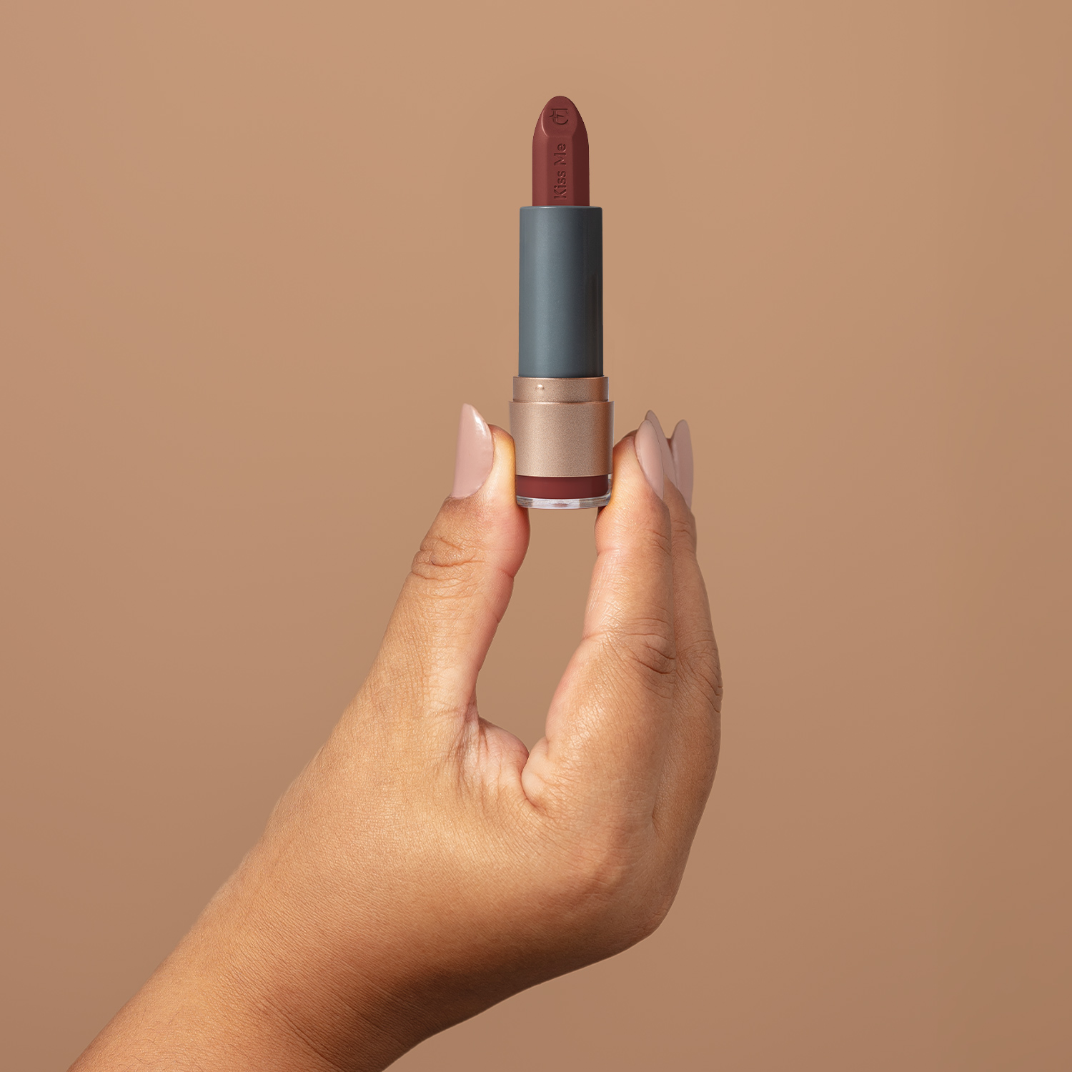 Batom Hidratante Marrom Delicious SOUL Kiss Me 3,7g
