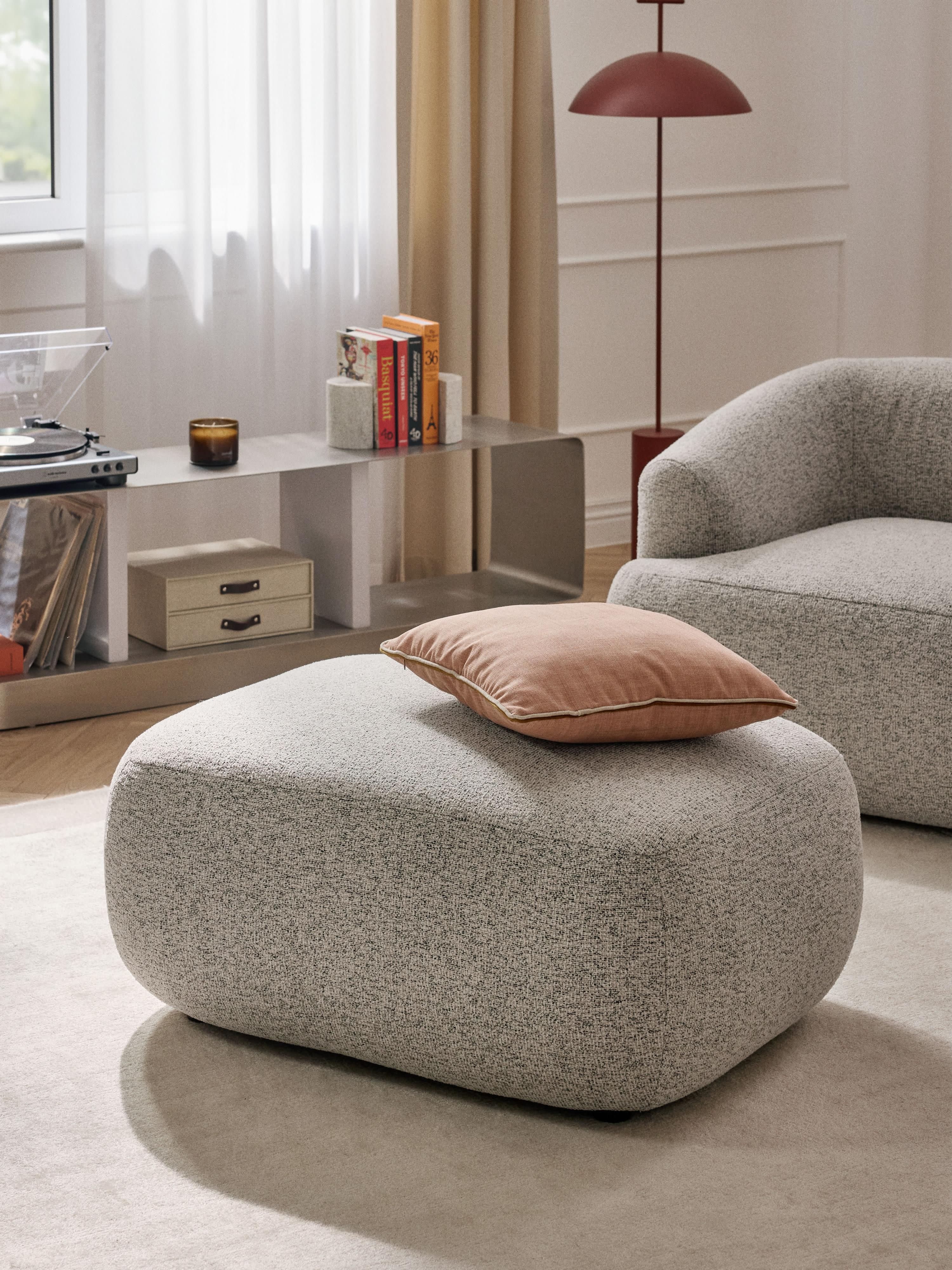 Bouclé-Hocker Sofia