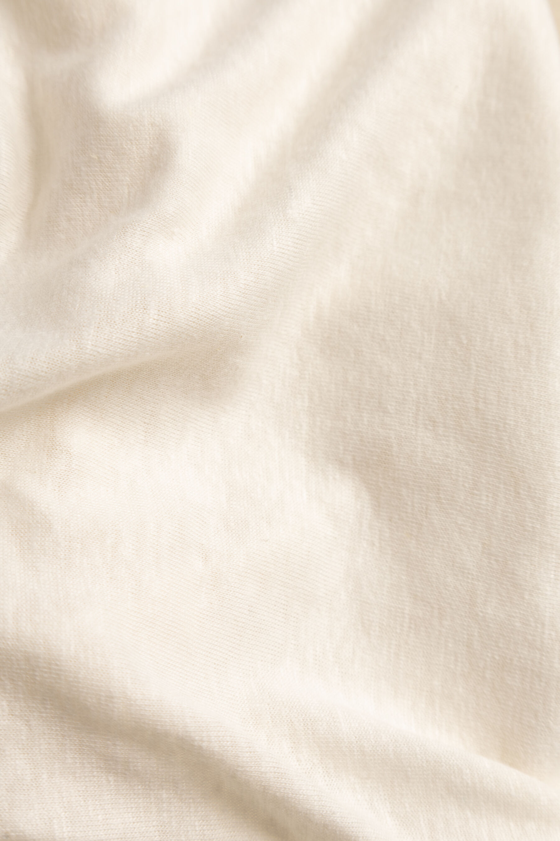 Tee-shirt blanc encolure V devant et dos