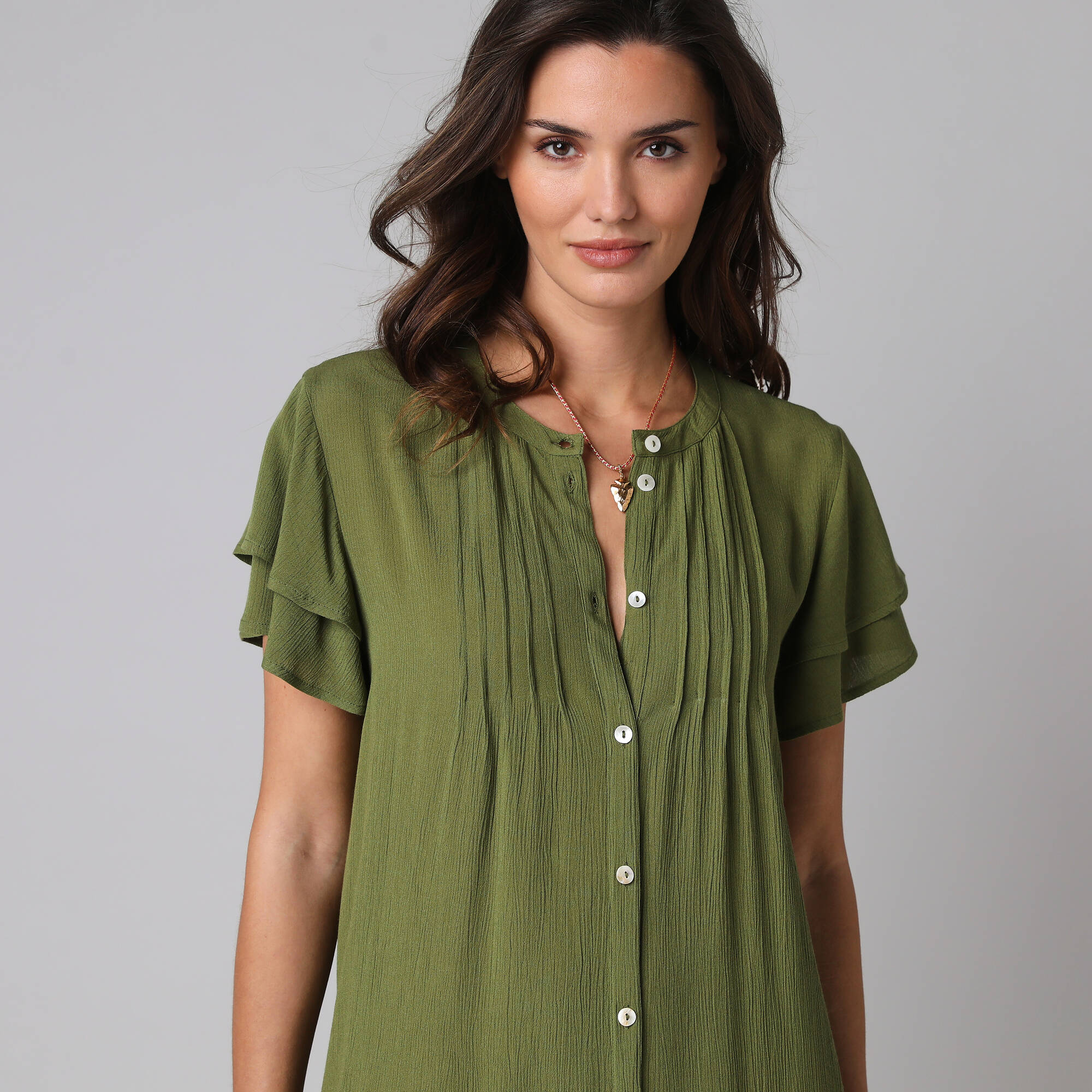 Robe unie manches courtes papillon, crépon