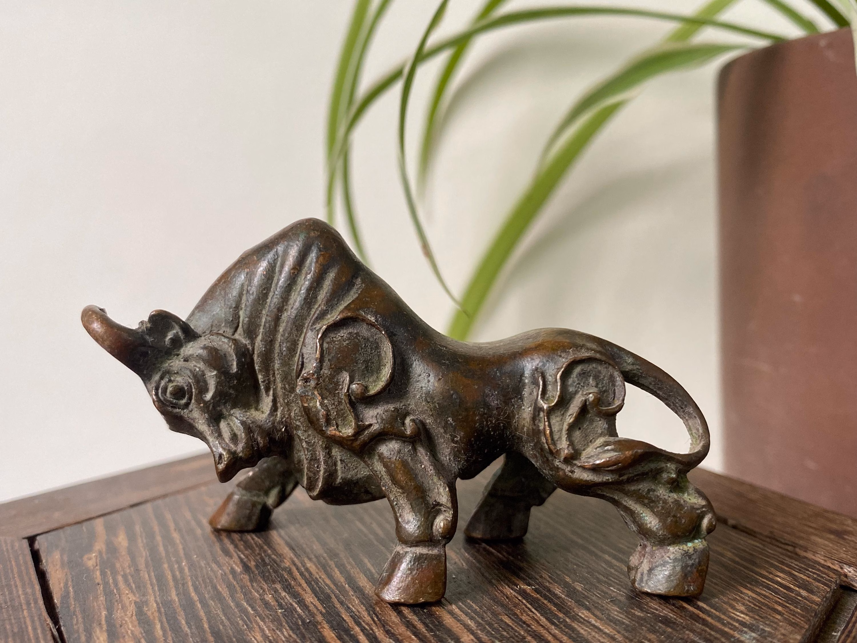 Vintage Bronze Bull Statue, Bull Figurine, Feng Shui Wealth Ox Decor, Antique Brass Charging Bull Paperweight, Tea Pet Gift
