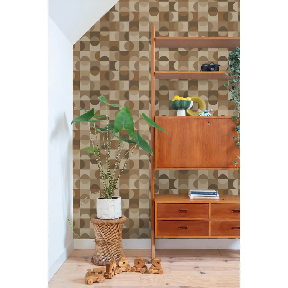 ESTAhome behang cirkels in Bauhaus stijl beige en bruin - 50 x 900 cm