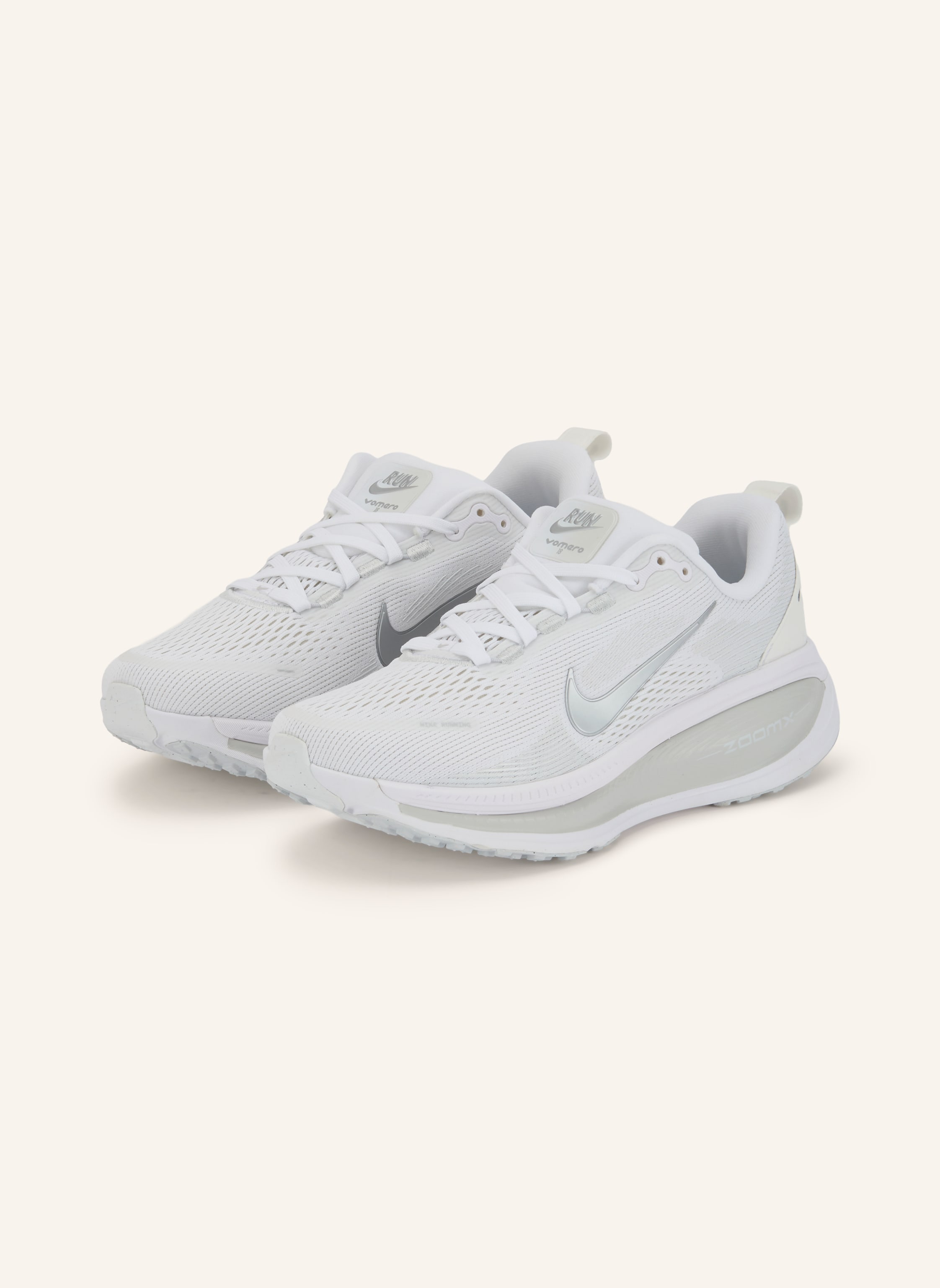Nike Laufschuhe VOMERO 18