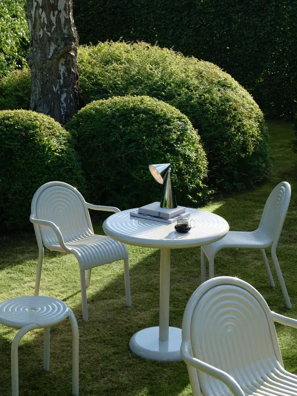 Gartentisch Groove