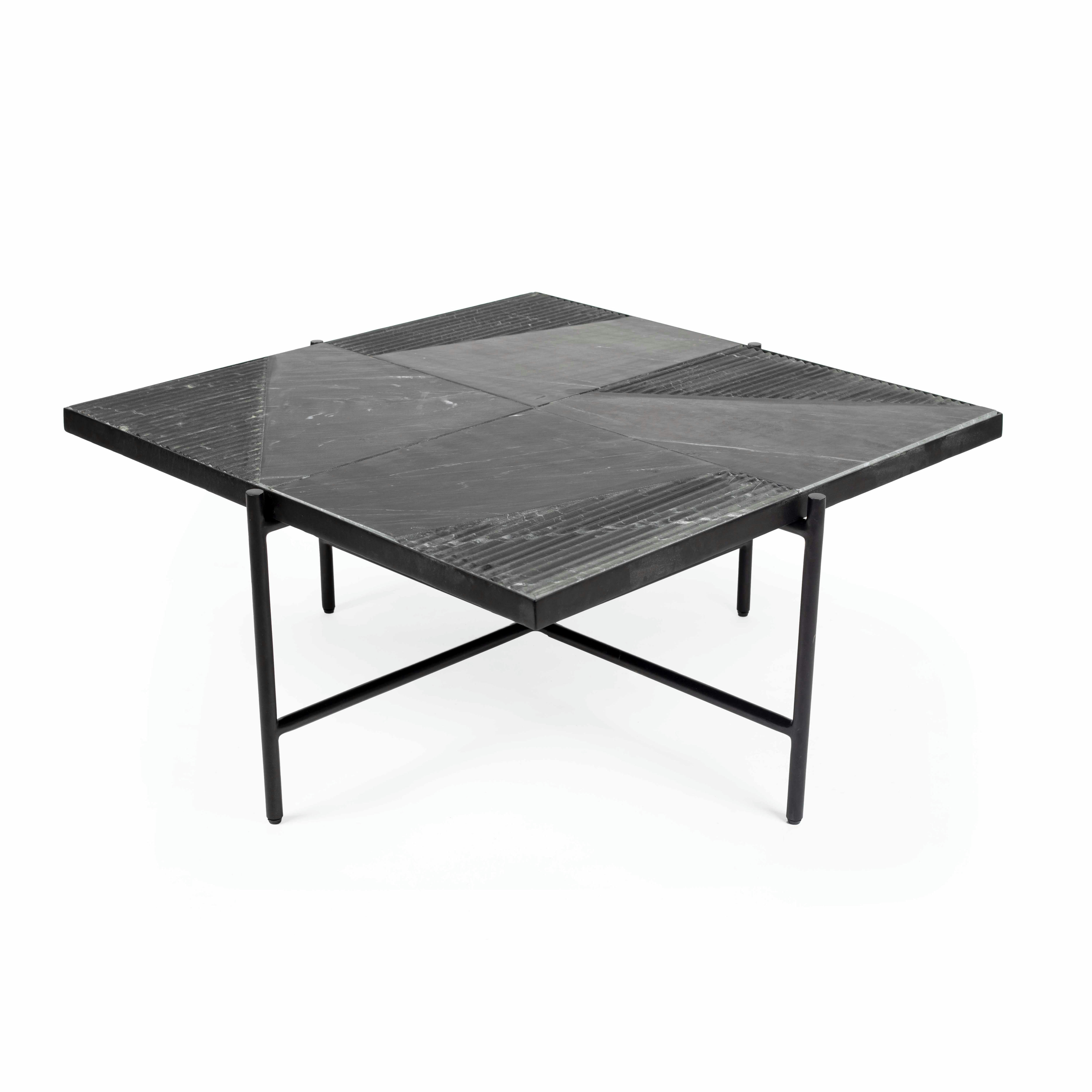 PAHELI - Table basse carrée en marbre sculpté