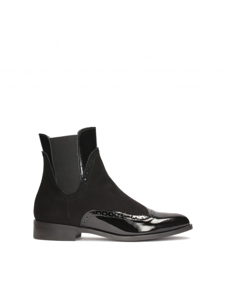 Suede and patent leather Chelsea boots