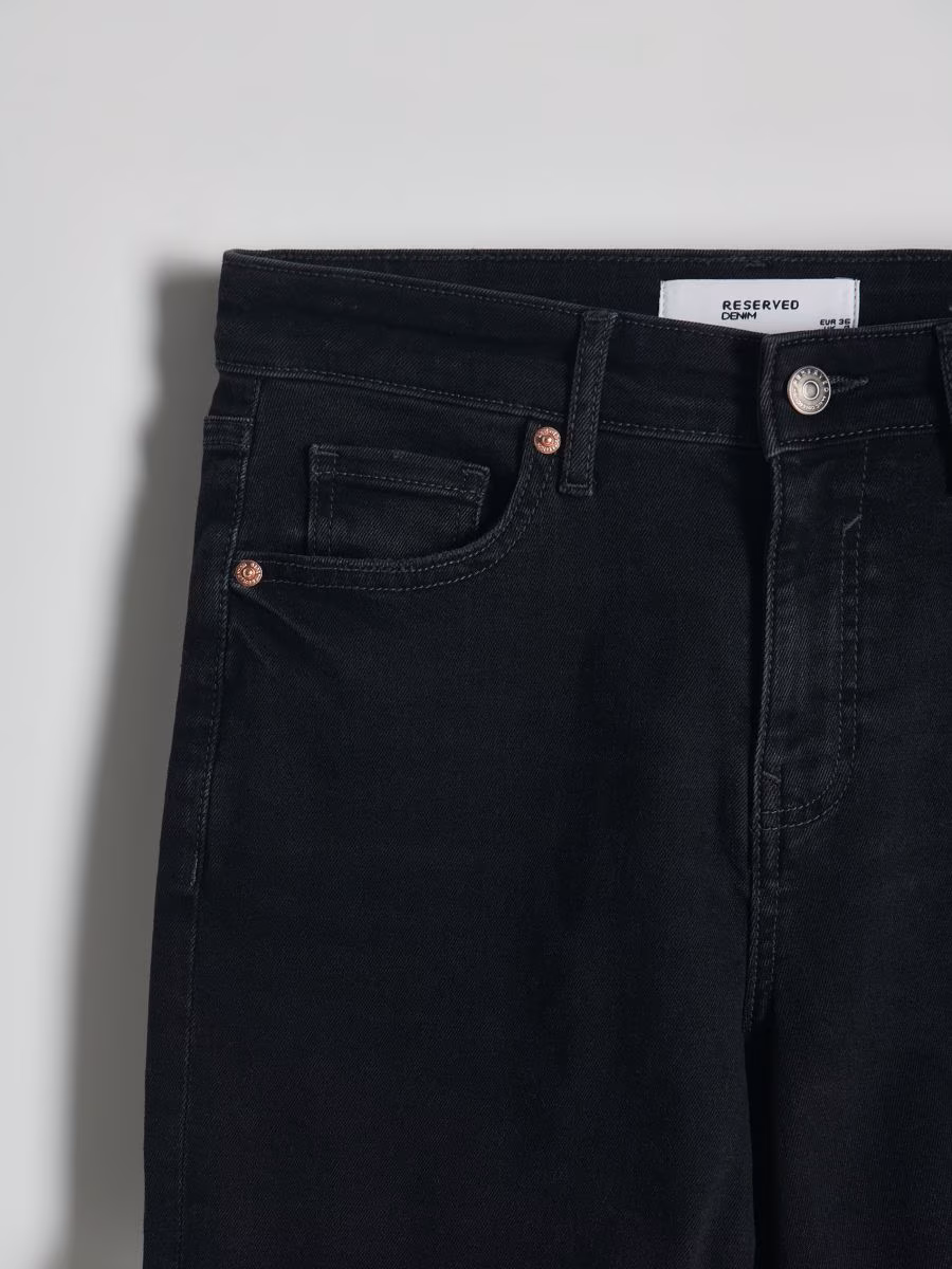 Ladies' Shorts