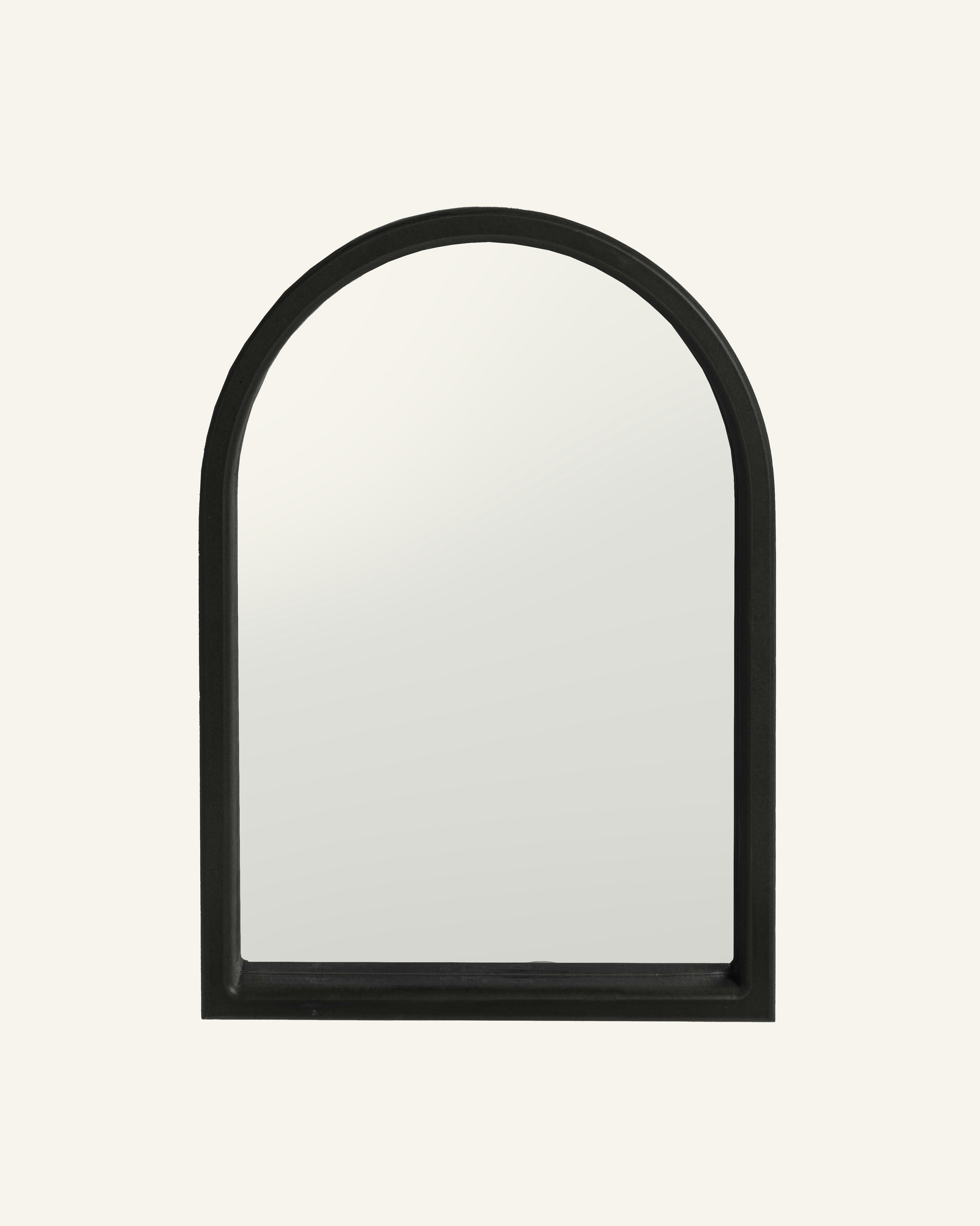 KATIA - Miroir arqué fabriqué artisanalement en couleur noir