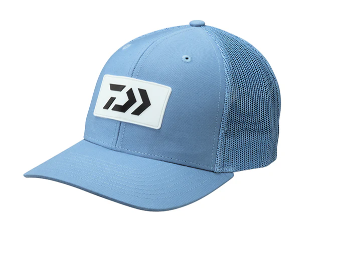 TRUCKER WITH RUBBER LOGO