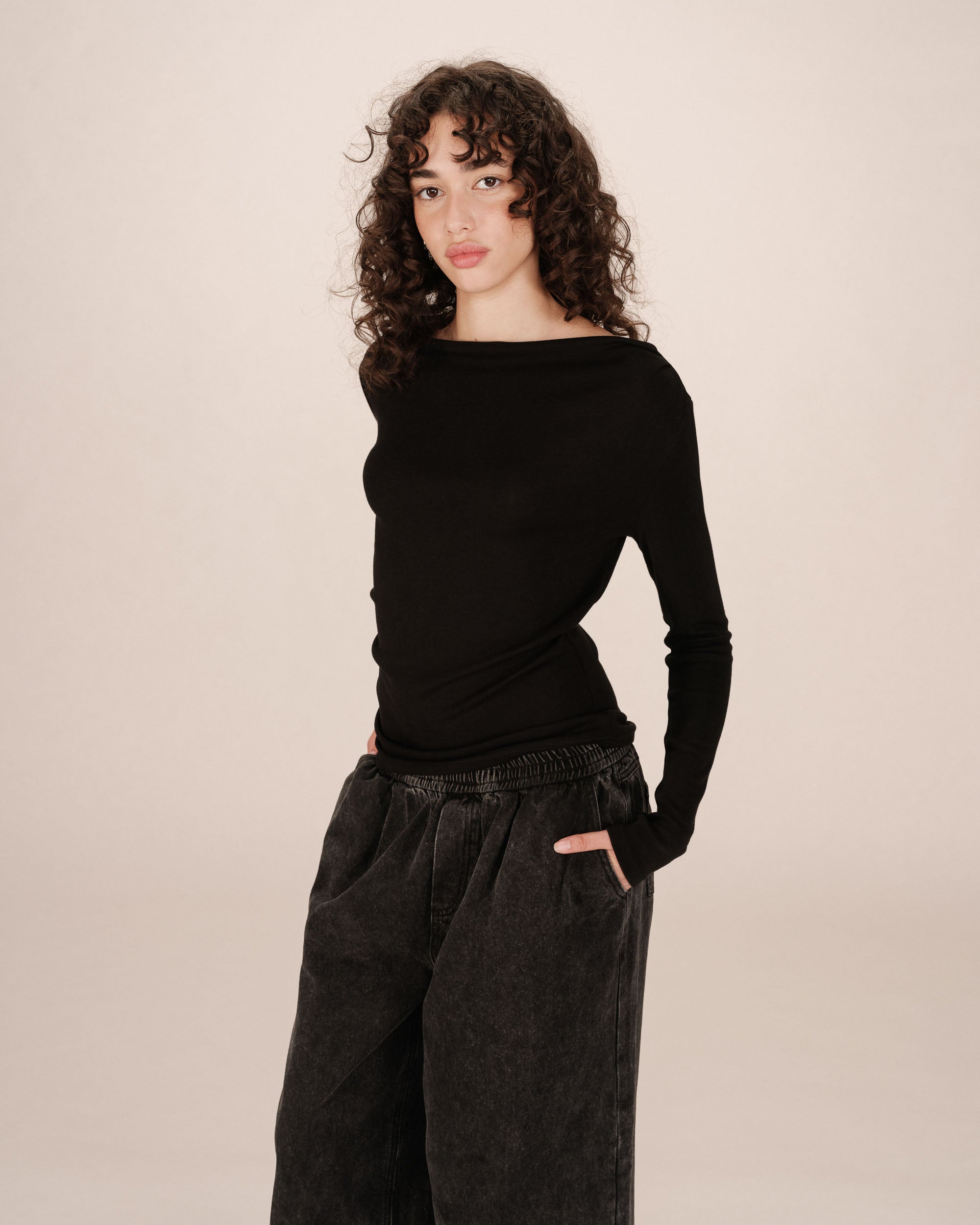 Top drape asymetrique noir Sioux