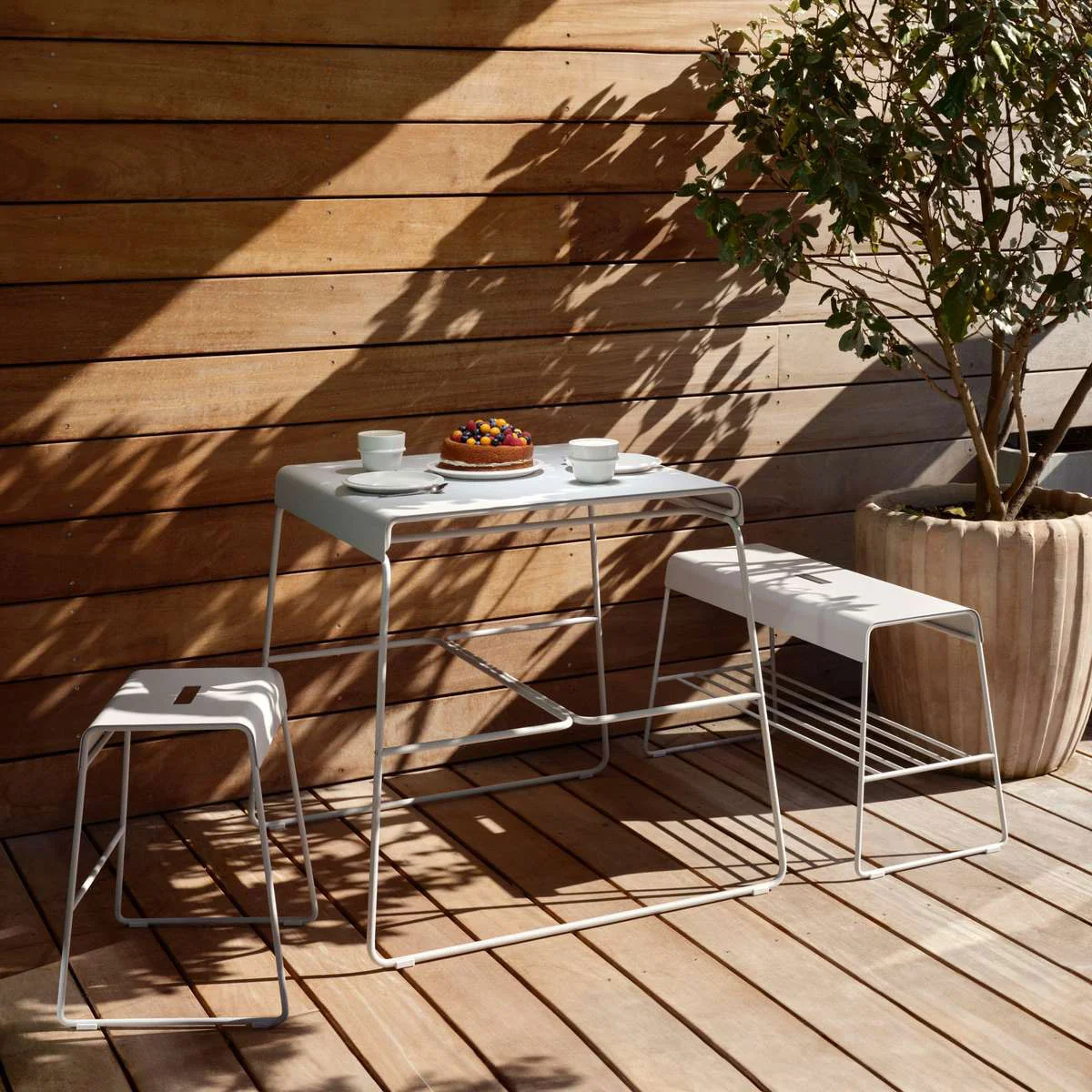 Zone Denmark - A-Stool Bank mit Ablage, schwarz