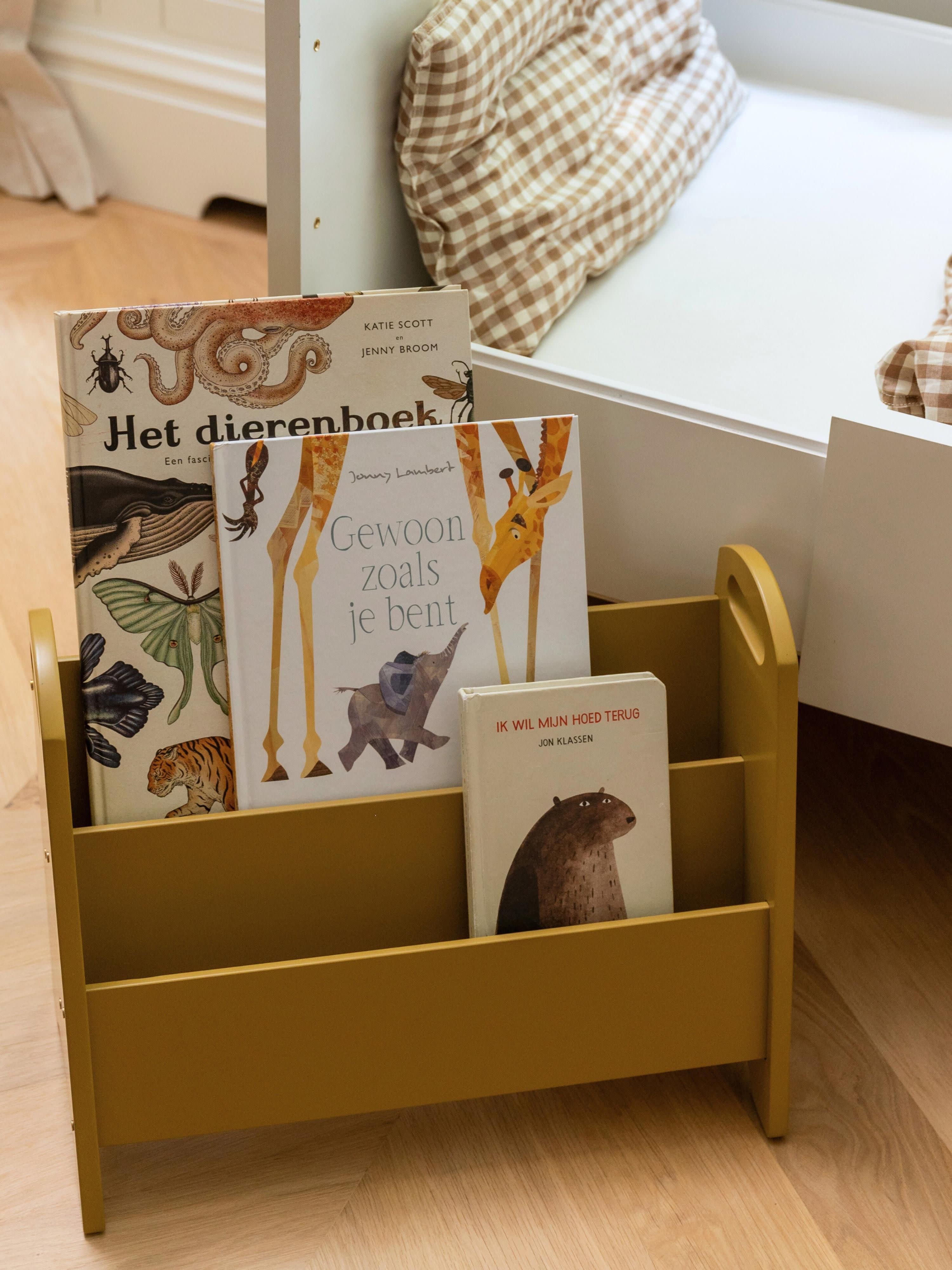 Bücherregal Anastasia