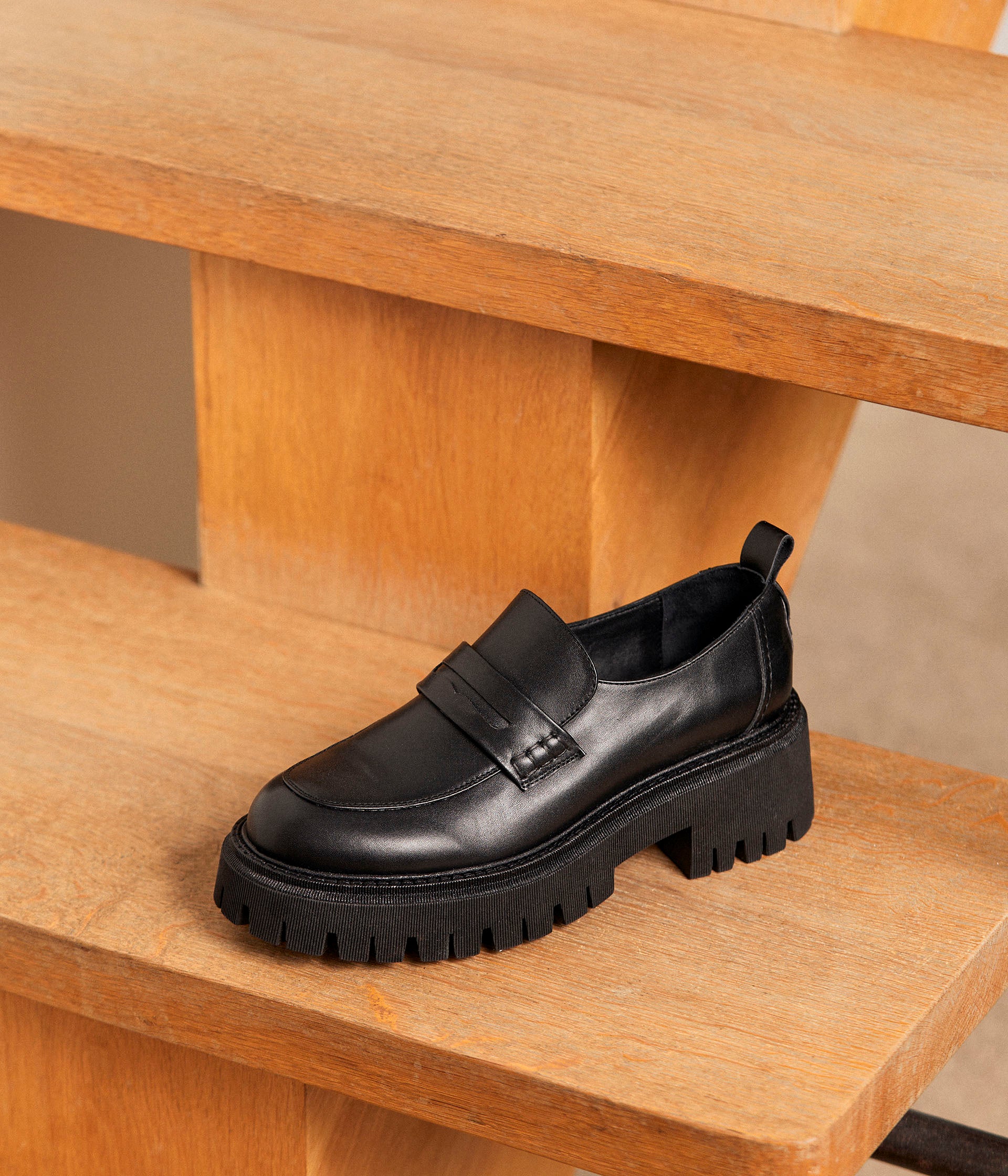 Mocassins crantés noirs Aelle