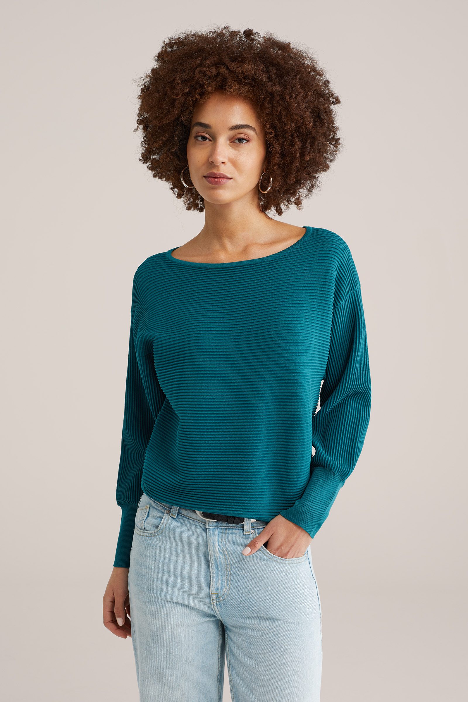 Dames trui met structuur en pofmouwen