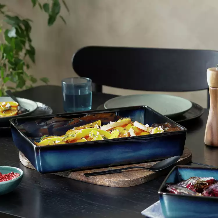 Habitat Reactive Stoneware Roaster