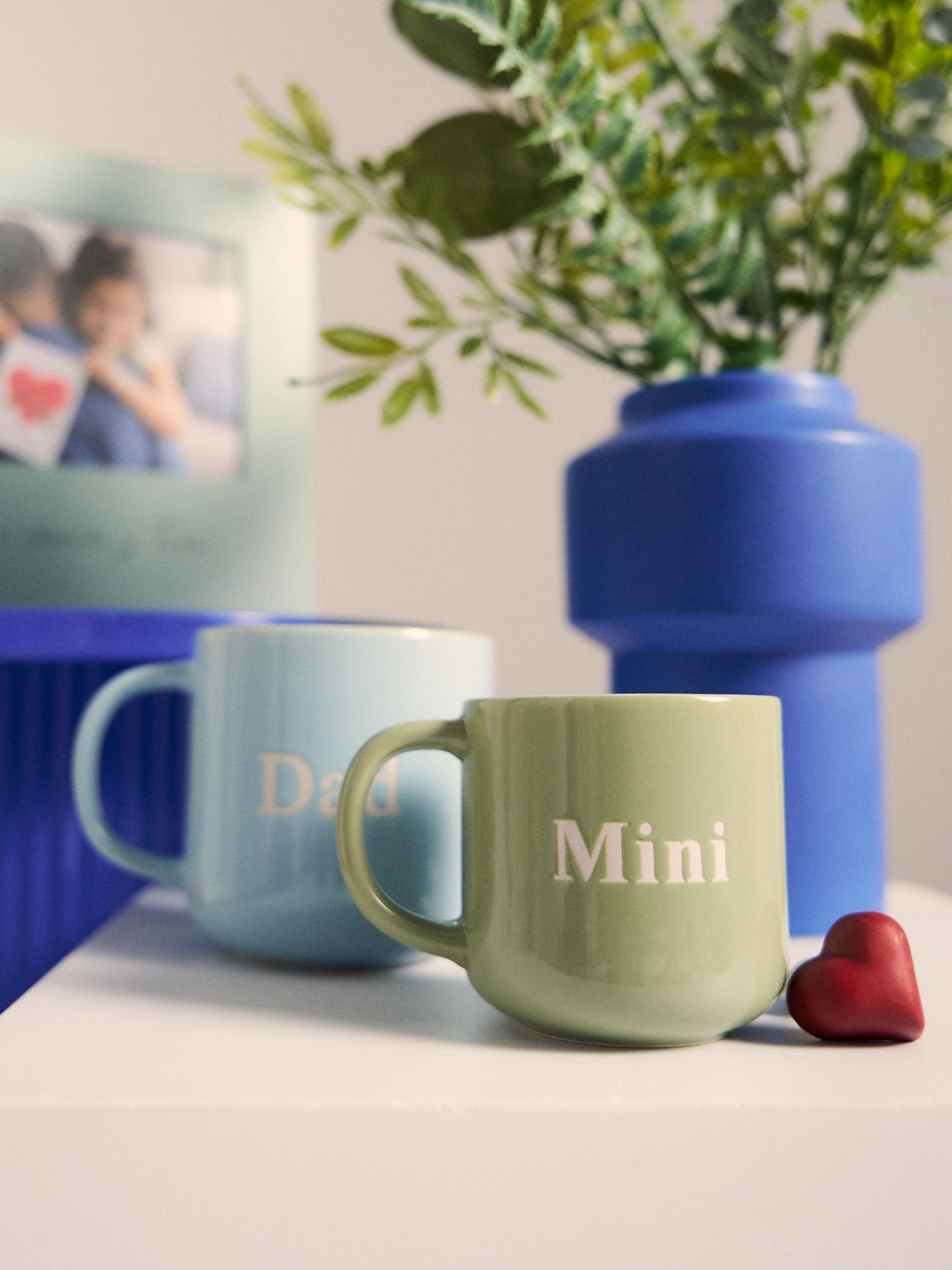 Zestaw kubków z napisem Dad i Mini