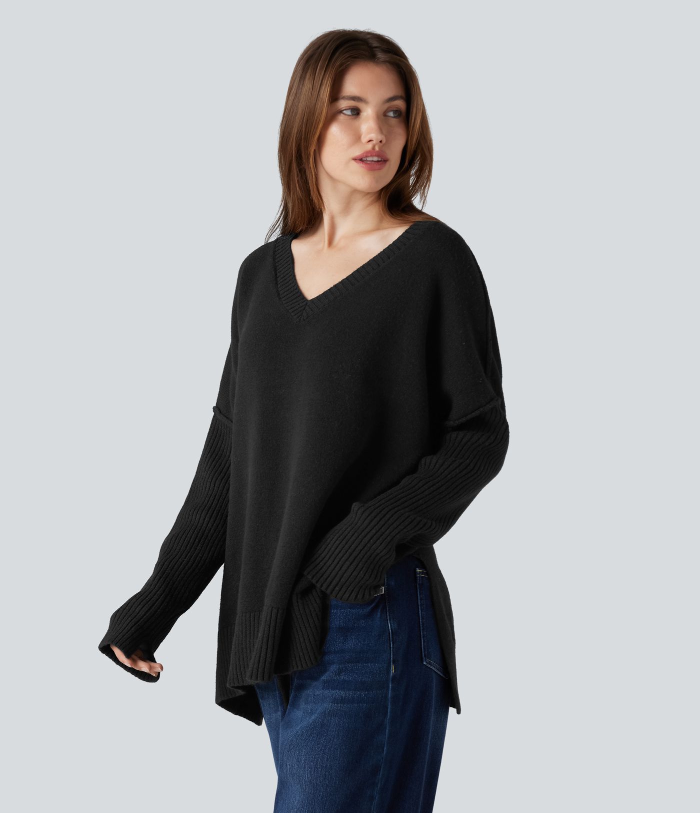 Pull col V manches raglan longues coupe décontractée