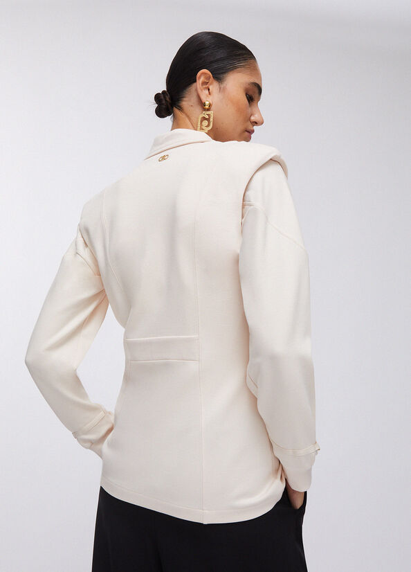 Gilet con spalline imbottite