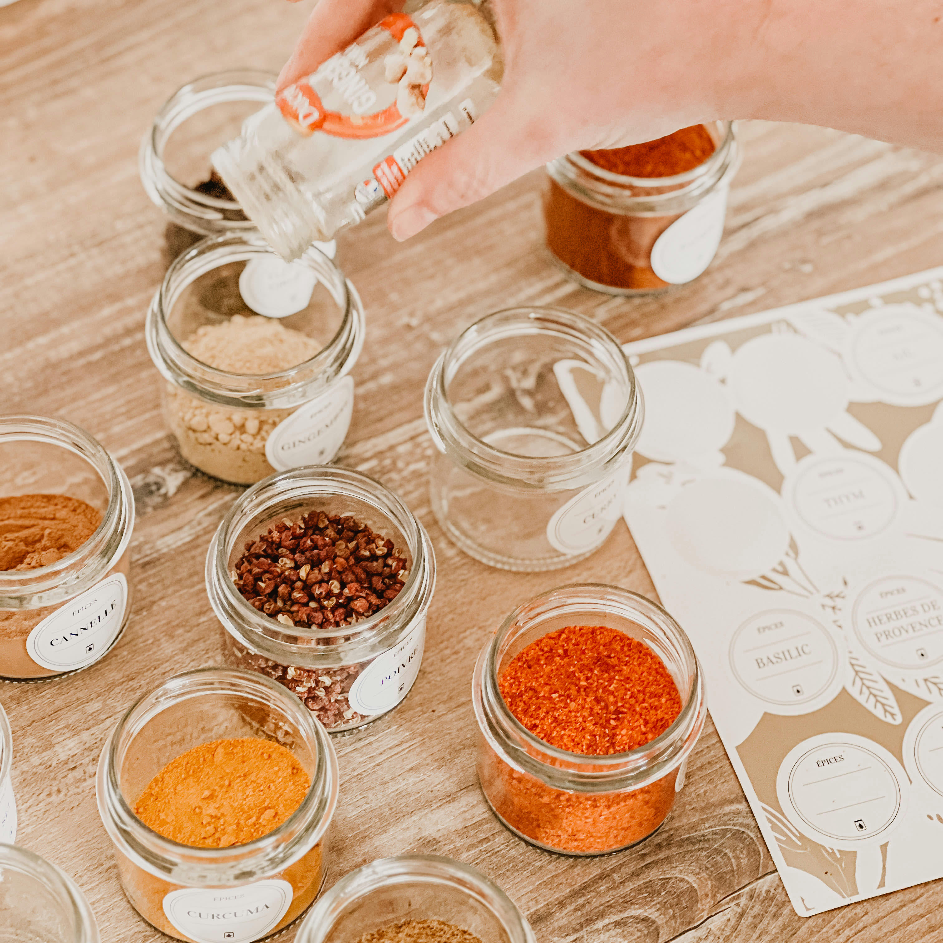 PACK EPICES - Pack épices - 12 pots 130ml couvercles or + étiquettes