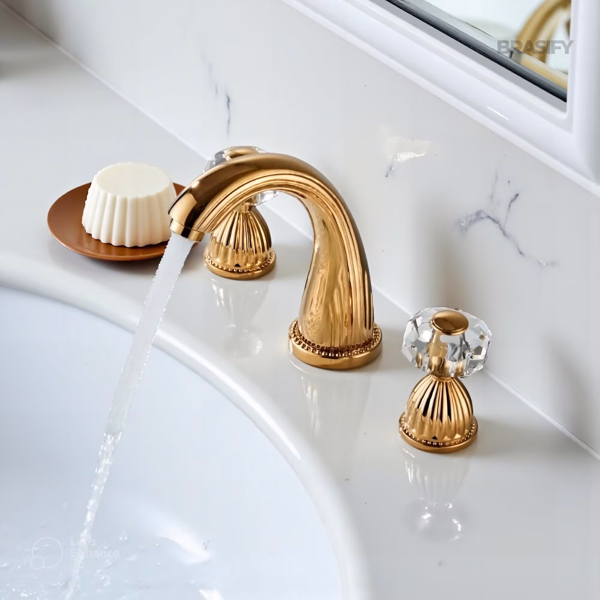 Gold Brass Crystal Handle Bathroom Faucet , 3 Hole Basin Mixer Tap , Gold Vanity Faucet