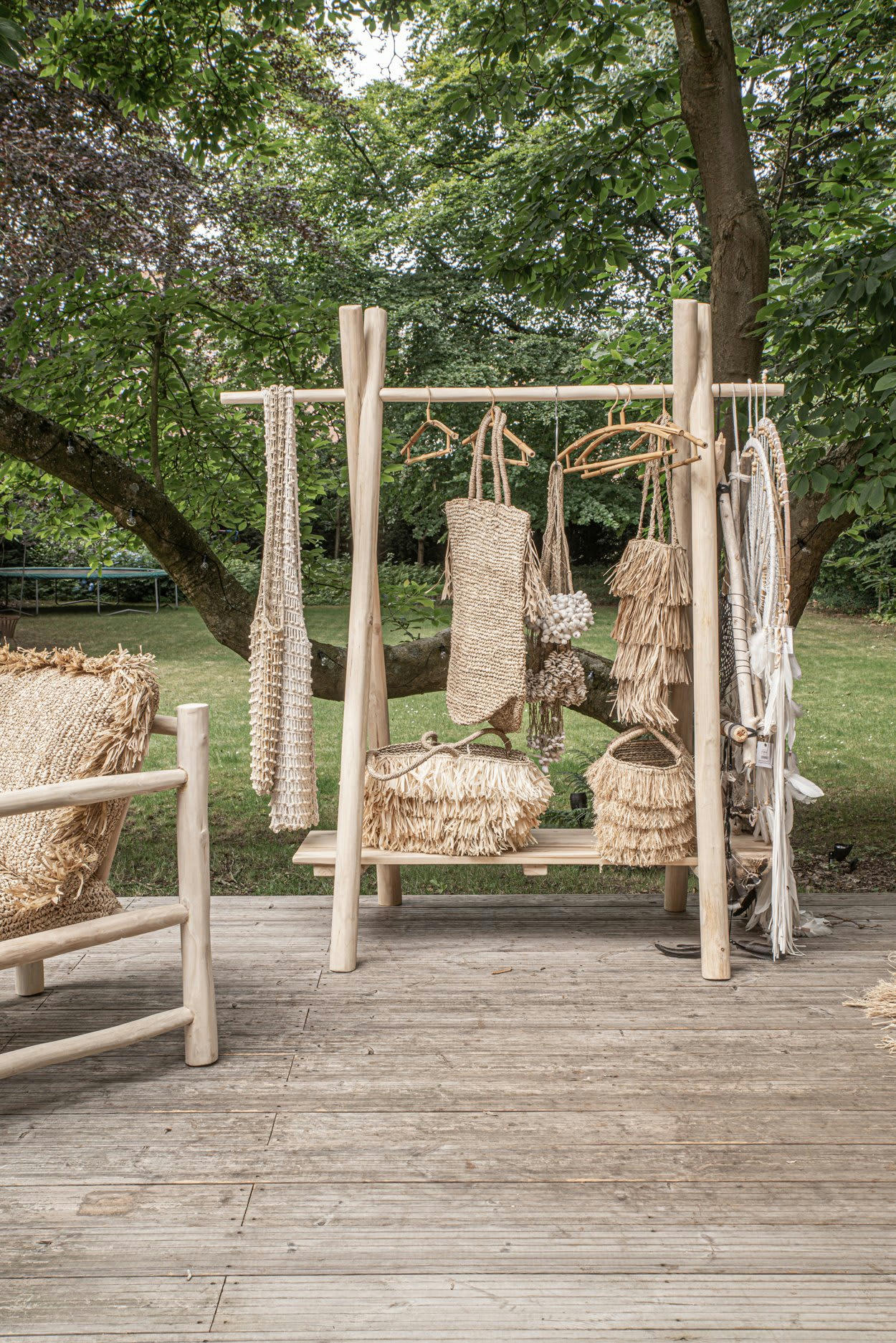 TEAK - Porte-vêtements en bois de teck naturel