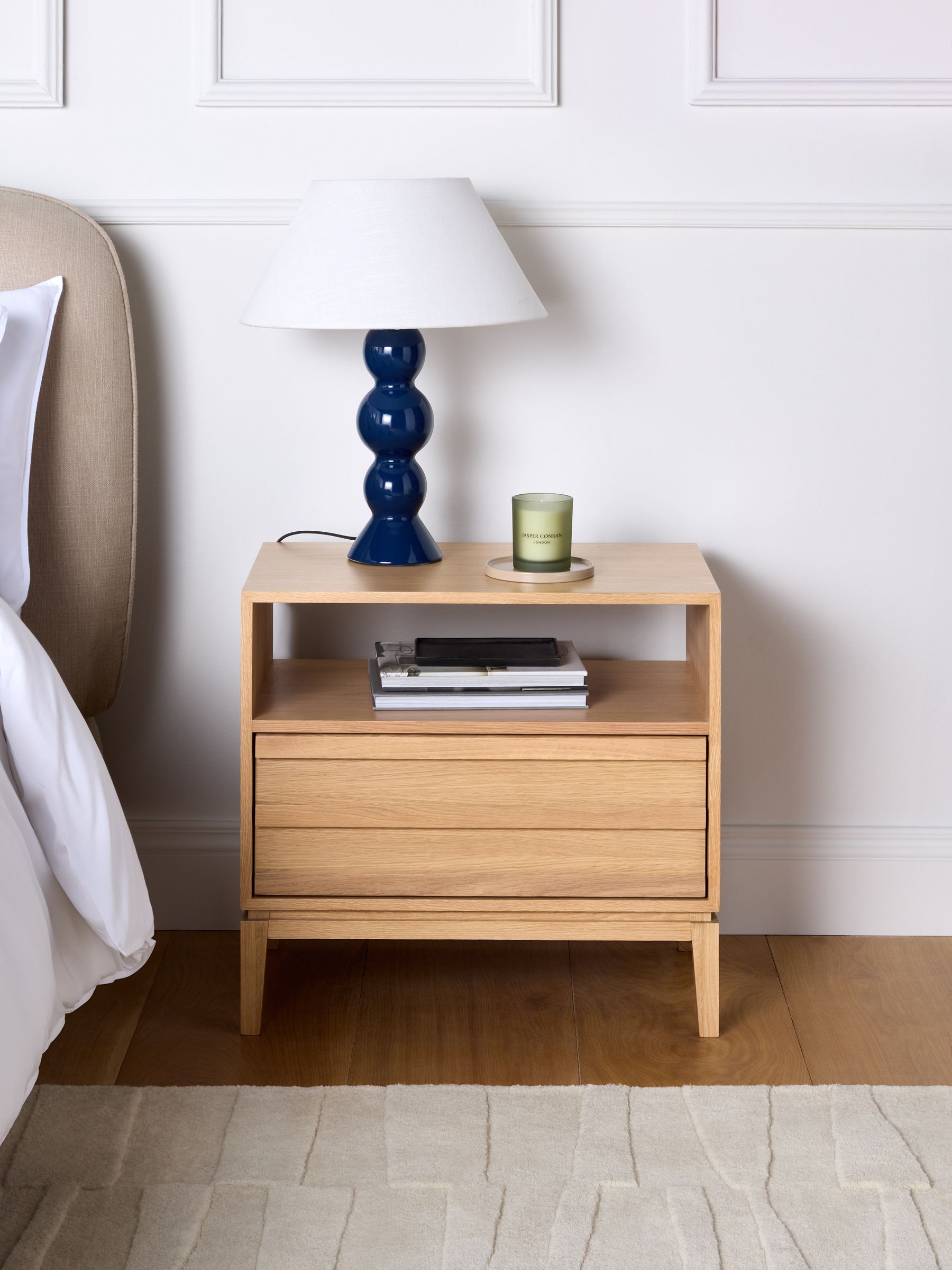Jasper Conran London Oak 1 Drawer Belgrave 1 Drawer Wide Bedside Table